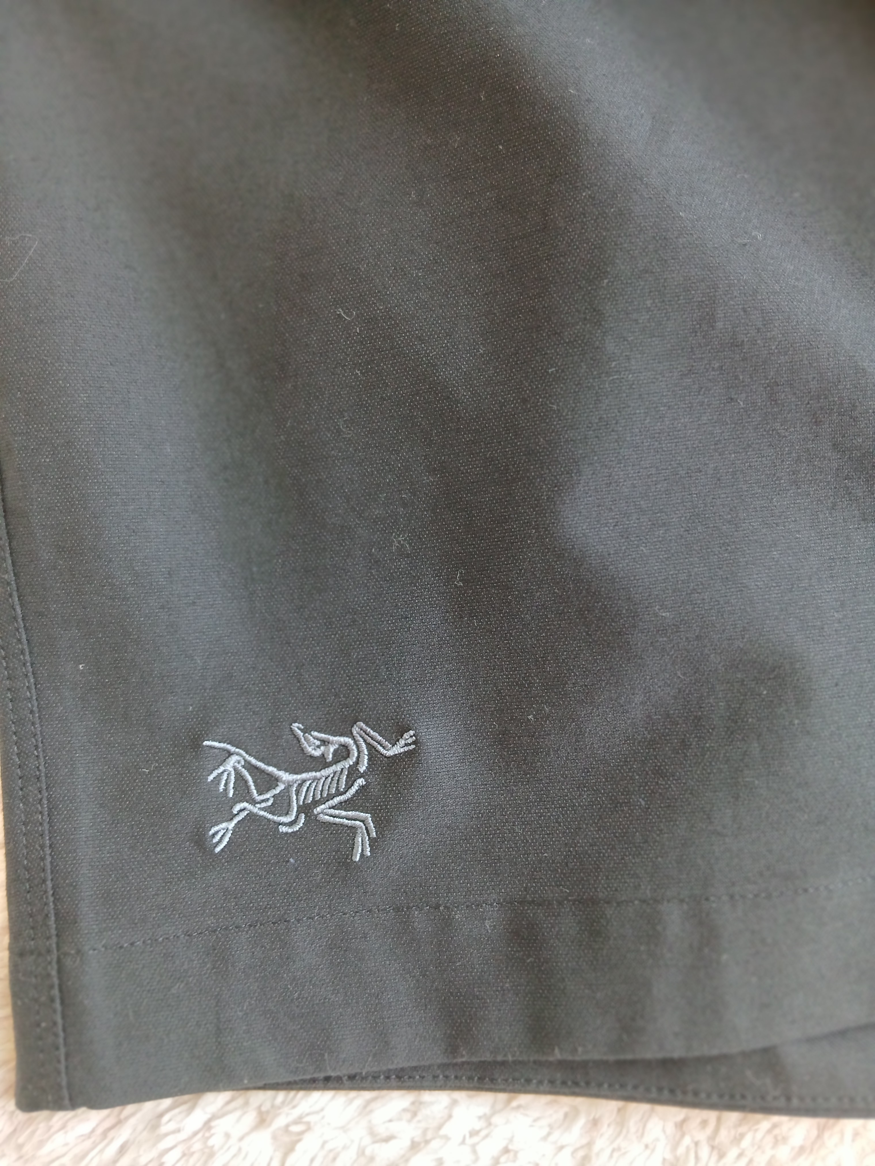 Arc'teryx Kragg Cotton Short 9 Inch Black 착용 스타일 - 4