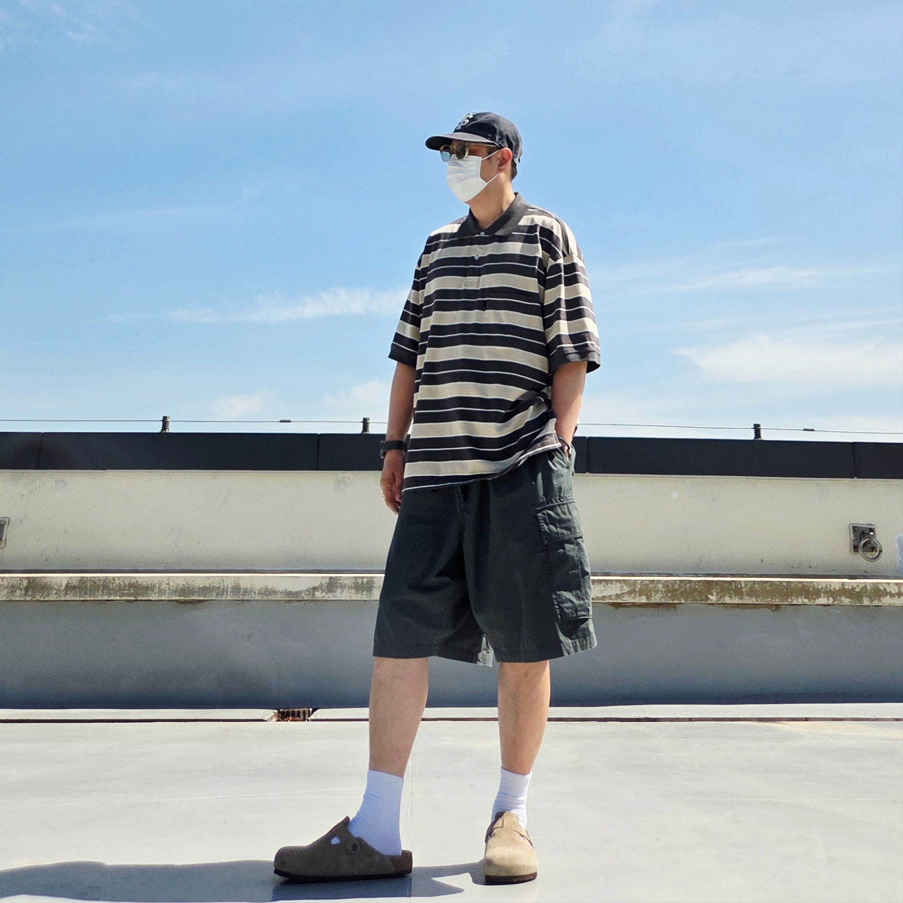 [SS26] moif Baggy Field Shorts Ripe Olive, Sunday Ceremony Sy Logo 5 Panel Cotton Cap - Navy 착용 스타일 - 2