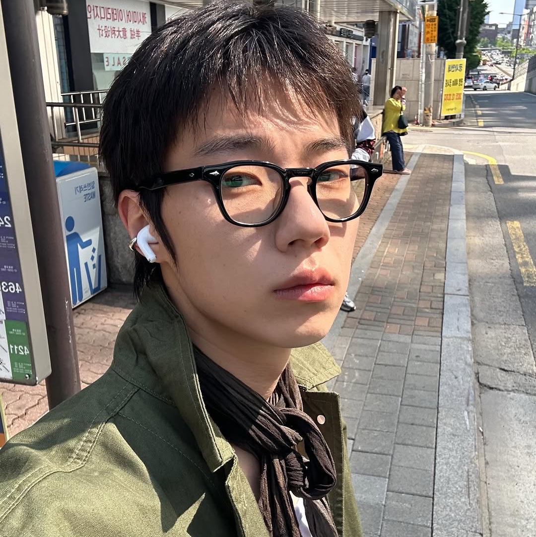 lash Clift Black 착용 스타일