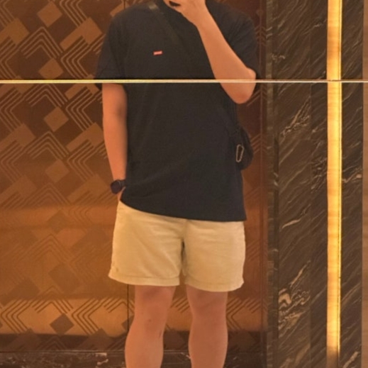 Supreme Small Box T-Shirt Navy - 26SS 착용 스타일