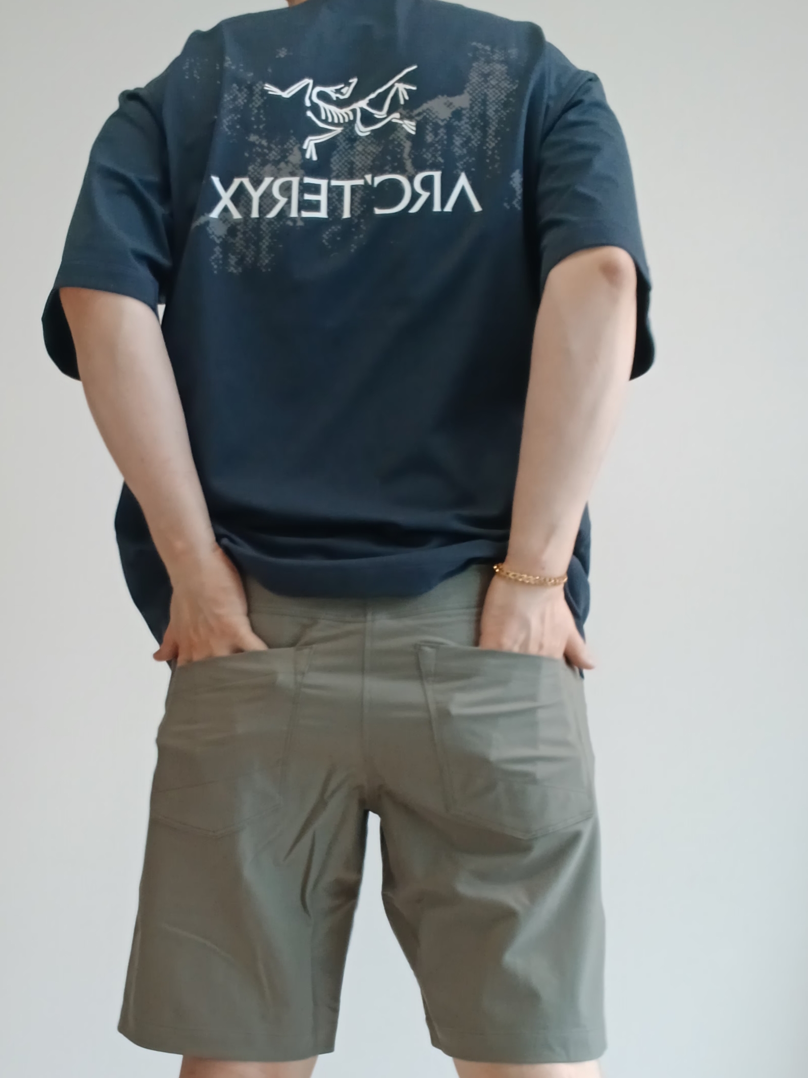 Arc'teryx Kragg Cotton Short 9 Inch Black, Arc'teryx Kragg Cotton Short 9 Inch Forage 착용 스타일 - 5