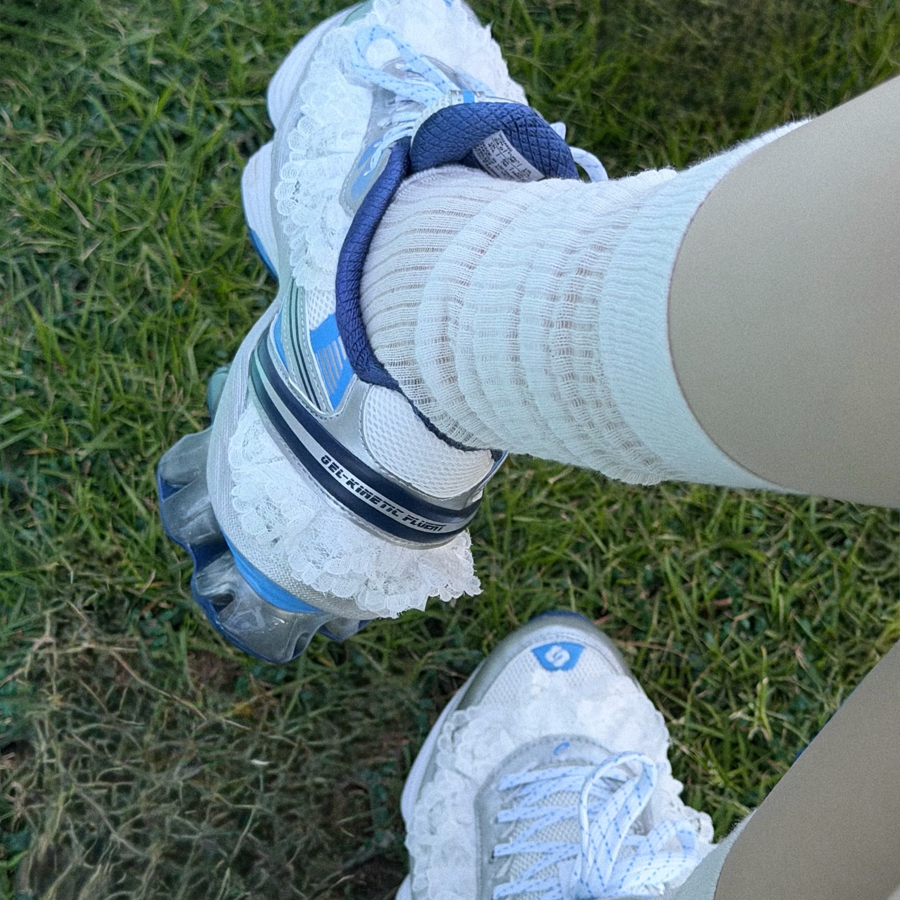Asics x Shushu Tong Gel-Kinetic Fluent White Dive Blue 착용 스타일