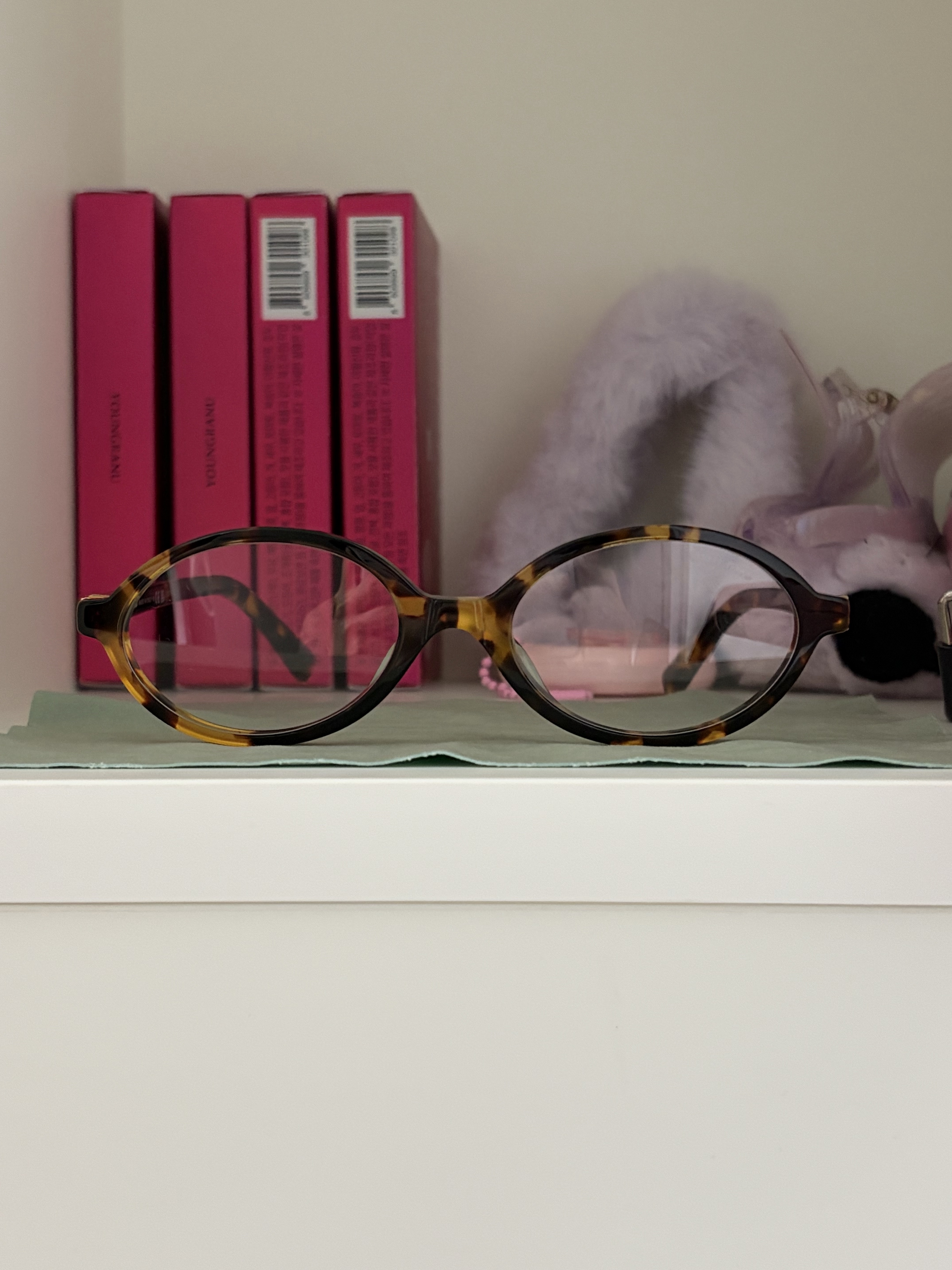 (W) Miu Miu Regard sunglasses Blue Lenses Honey Tortoiseshell Acetate Alternative fit 착용 스타일 - 6
