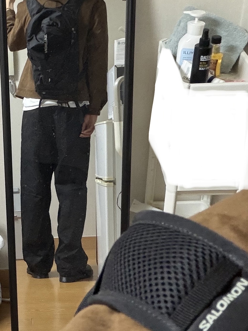 Salomon Trailblazer 10 Black, Casio A-158WA-1 착용 스타일