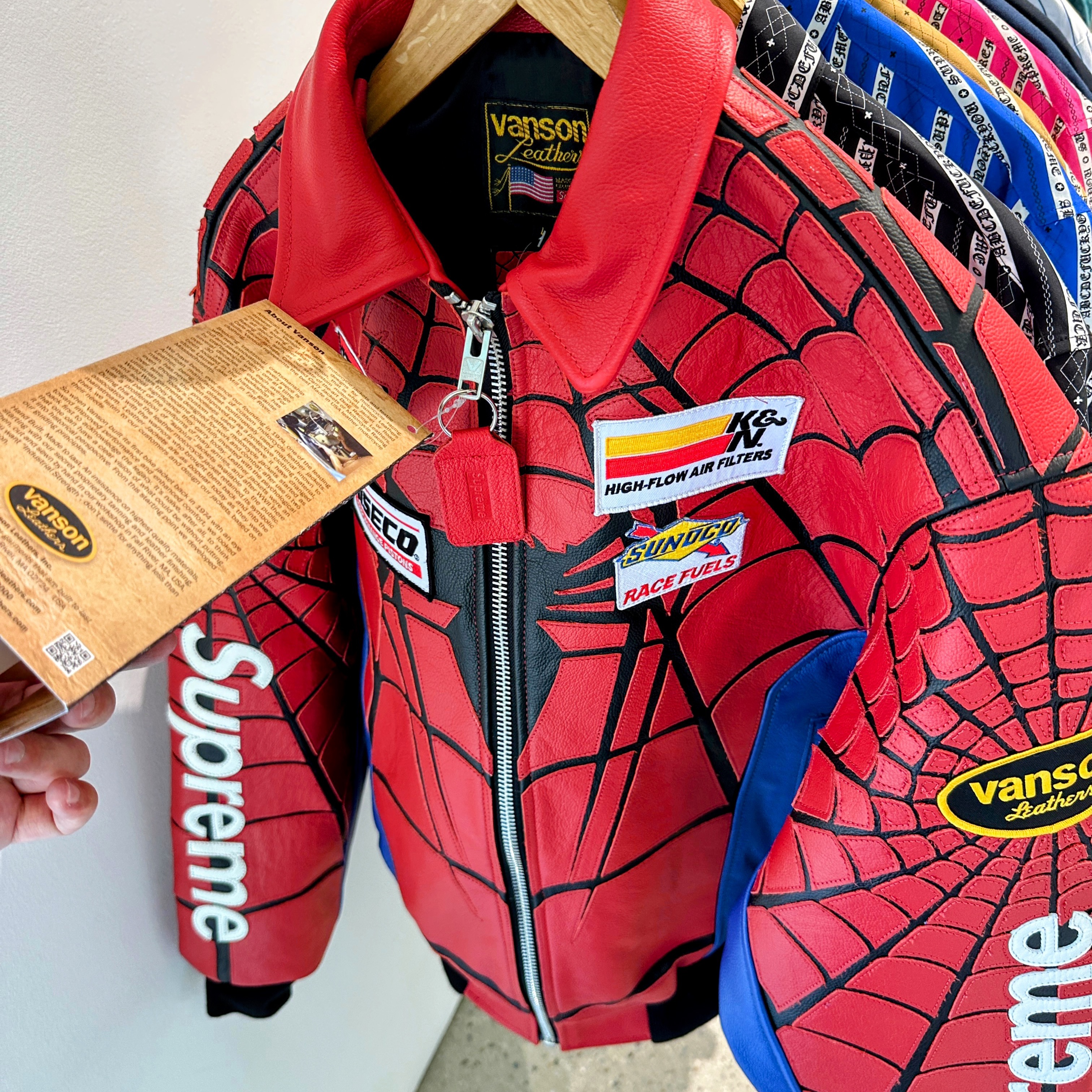 Supreme x Vanson Leathers Spider-Man Jacket Red - 26SS 착용 스타일