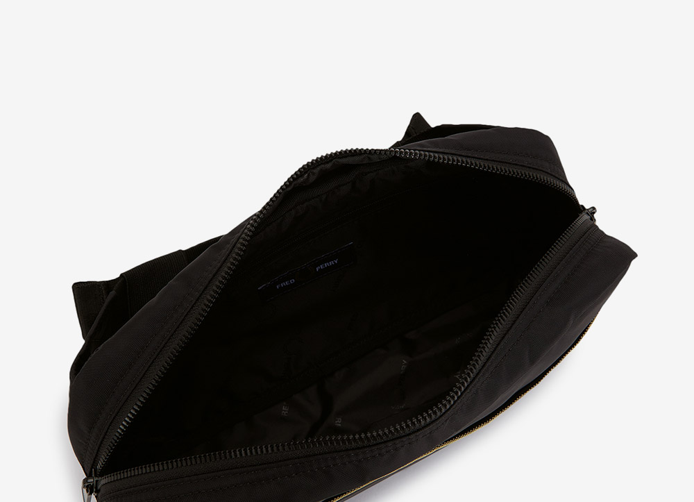 프레드페리 팁드 테잎 크로스바디 백 블랙(Fred Perry Tipped Tape Crossbody Bag Black) - 4
