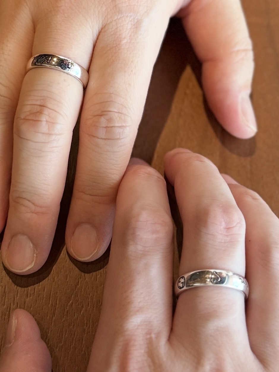 Gucci Blind For Love Ring Silver 착용 스타일