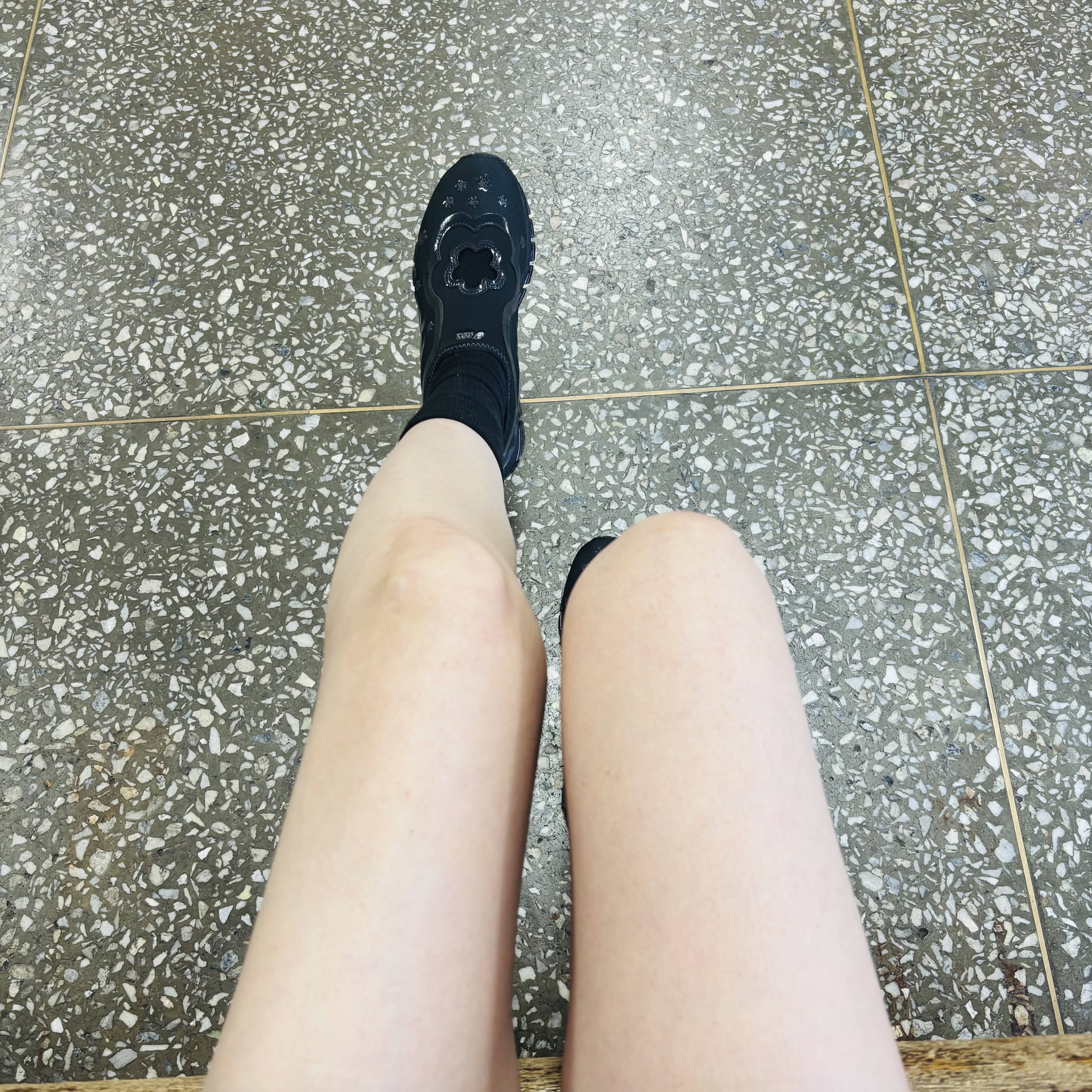 Asics x Cecilie Bahnsen Gel-Quantum 360 I Black 착용 스타일