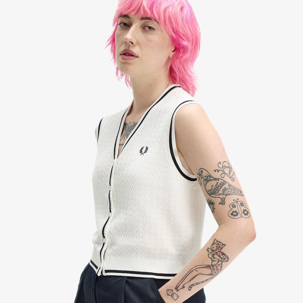 프레드페리 우먼즈 버튼 스루 텍스쳐드 니트 베스트 스노우 화이트(Fred Perry Womens Button Through Textured Knit Vest Snow White) - 3