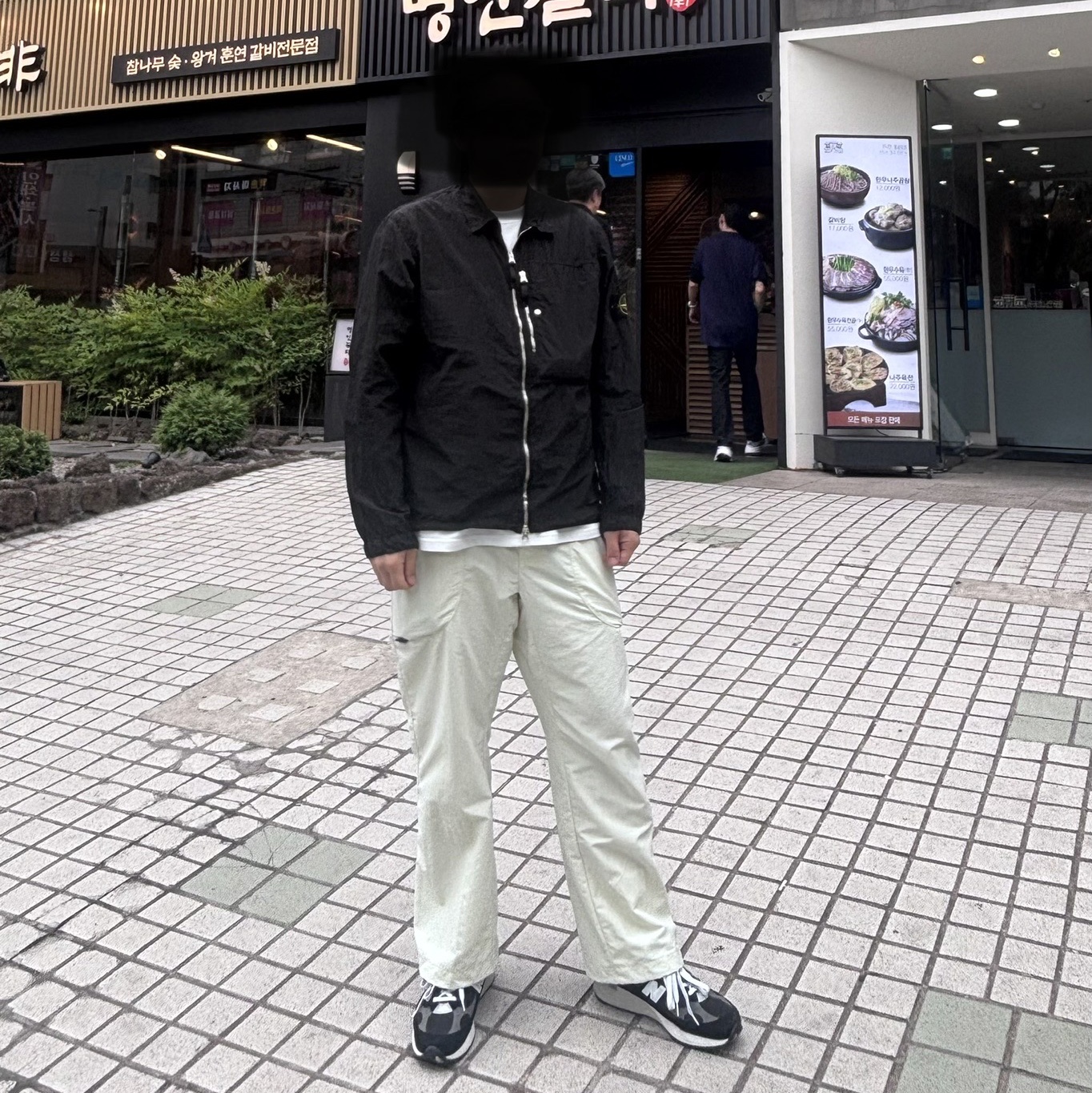 Stone Island 1200031 Nylon Metal in Econyl Regenerated Nylon Garment Dyed Overshirt Black - 25FW, Nike ACG Dolomiti Pants Sea Glass Mineral Slate - Asia 착용 스타일