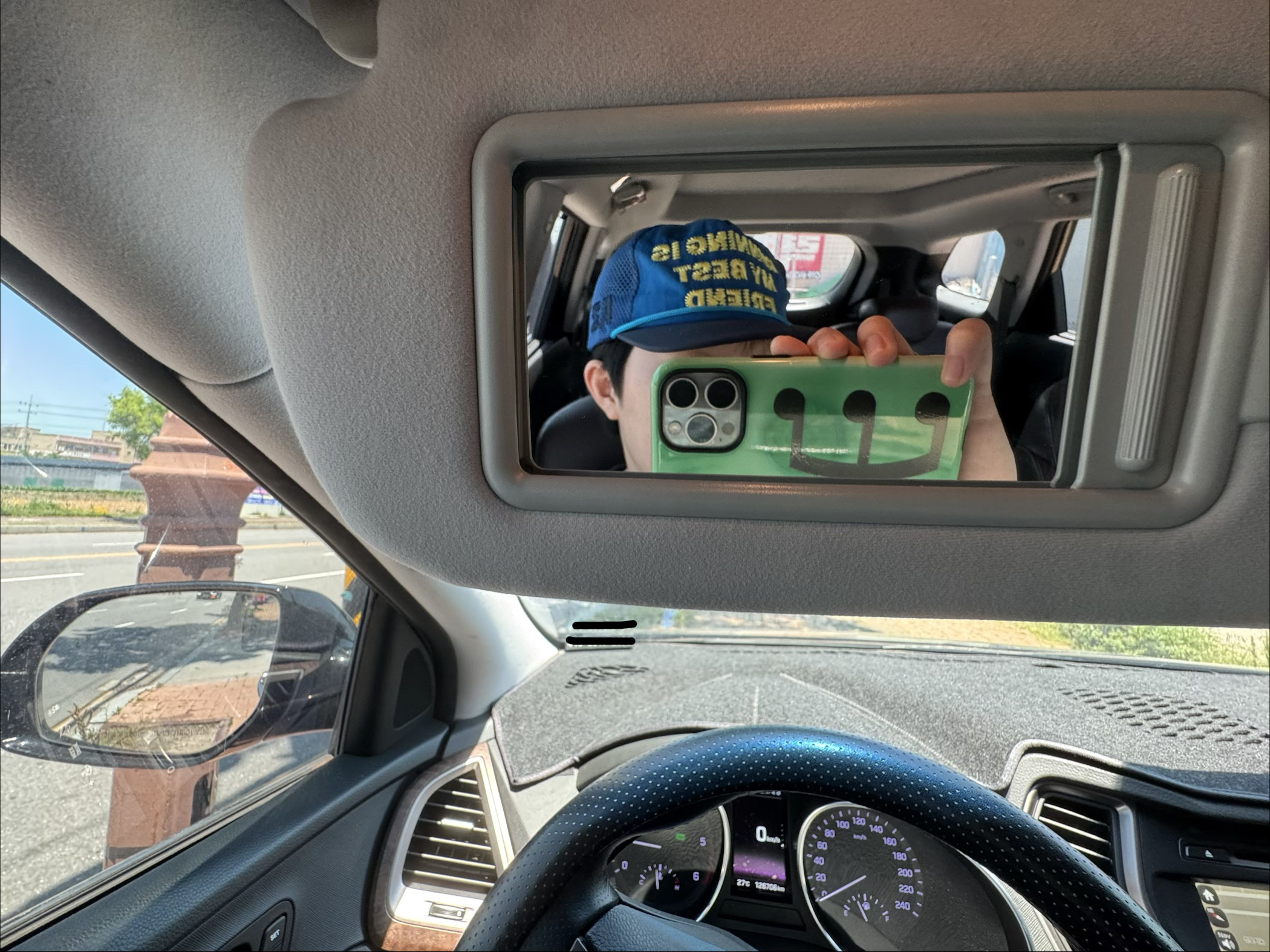 Alex Zono Running Is My Best Friend Trucker Blue 착용 스타일 - 2