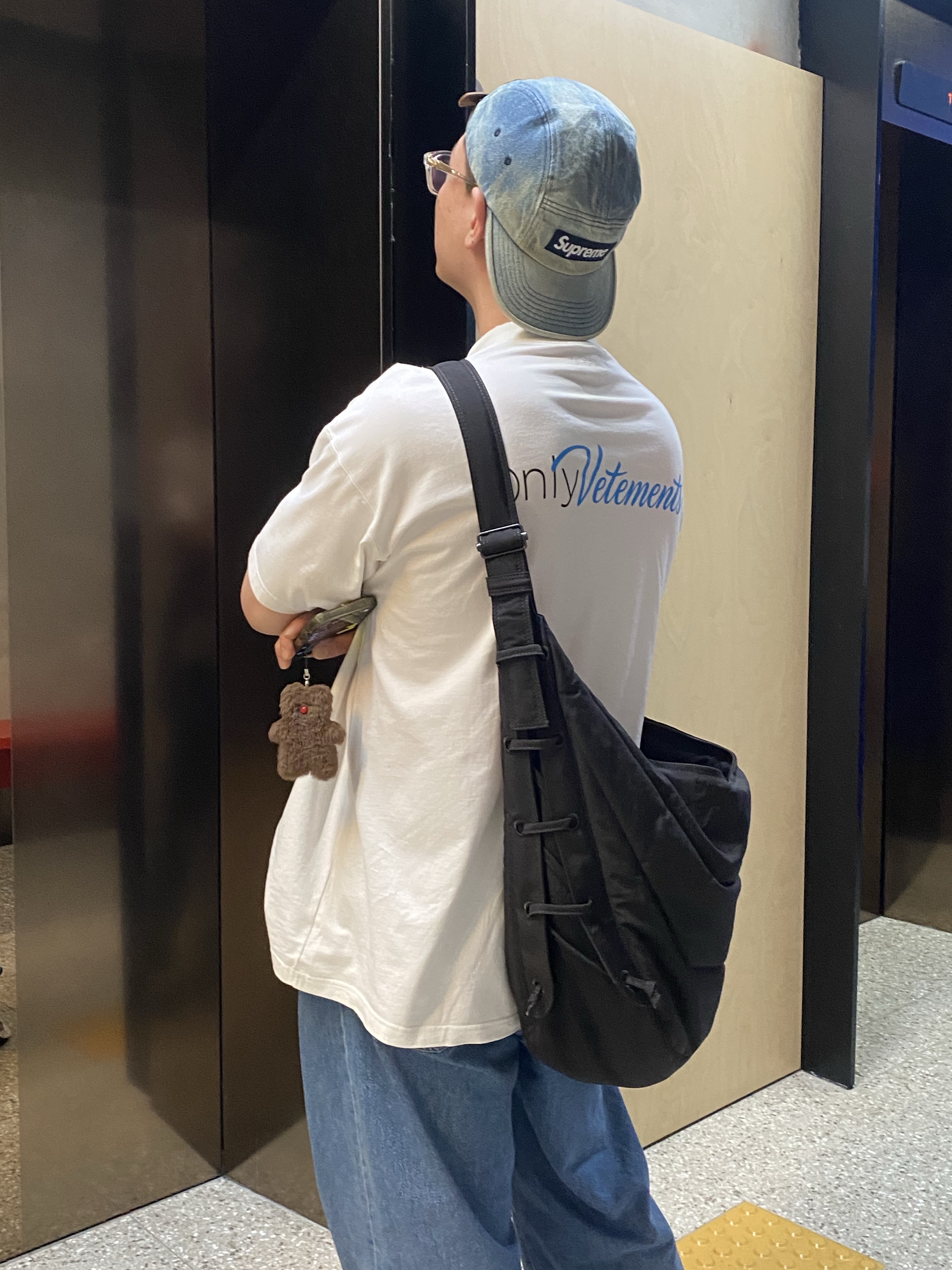 Supreme Washed Chino Twill Camp Cap Denim - 25FW, Vetements Only Vetements Hoodie Washed Black 착용 스타일 - 7