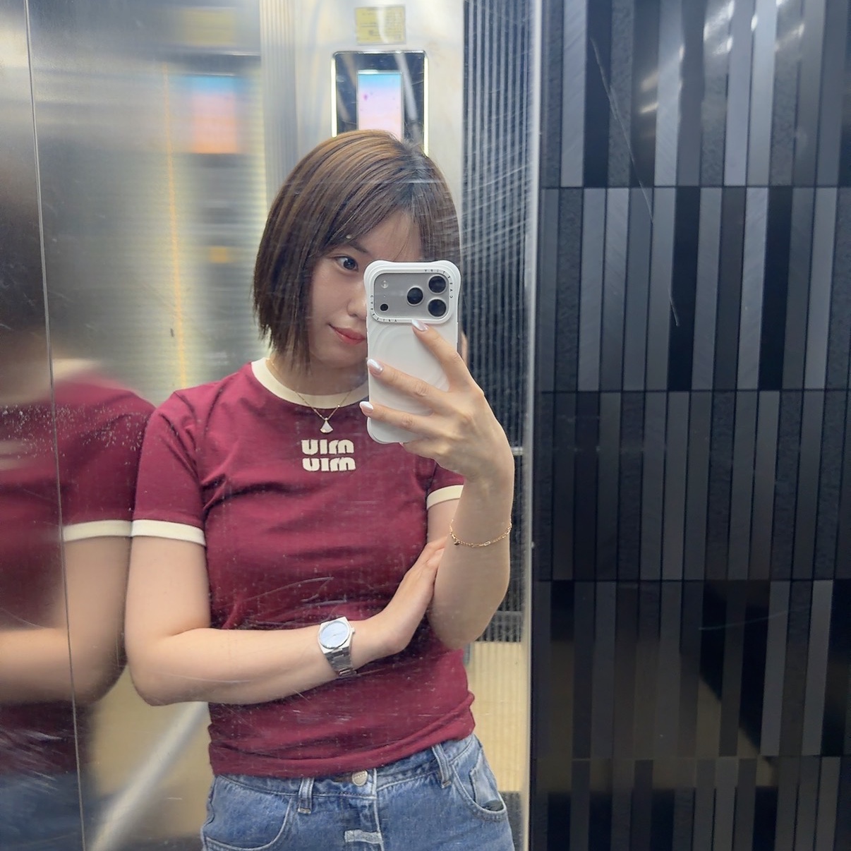 (W) Miu Miu Cotton Jersey T-Shirt Amaranth Chalk White 착용 스타일