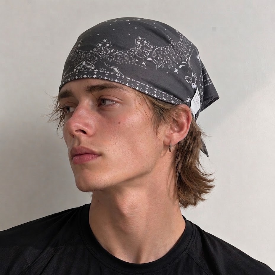 Satisfy Softcell Bandana Dark Shadow, Satisfy SoftCell Bandana Blue 착용 스타일 - 2