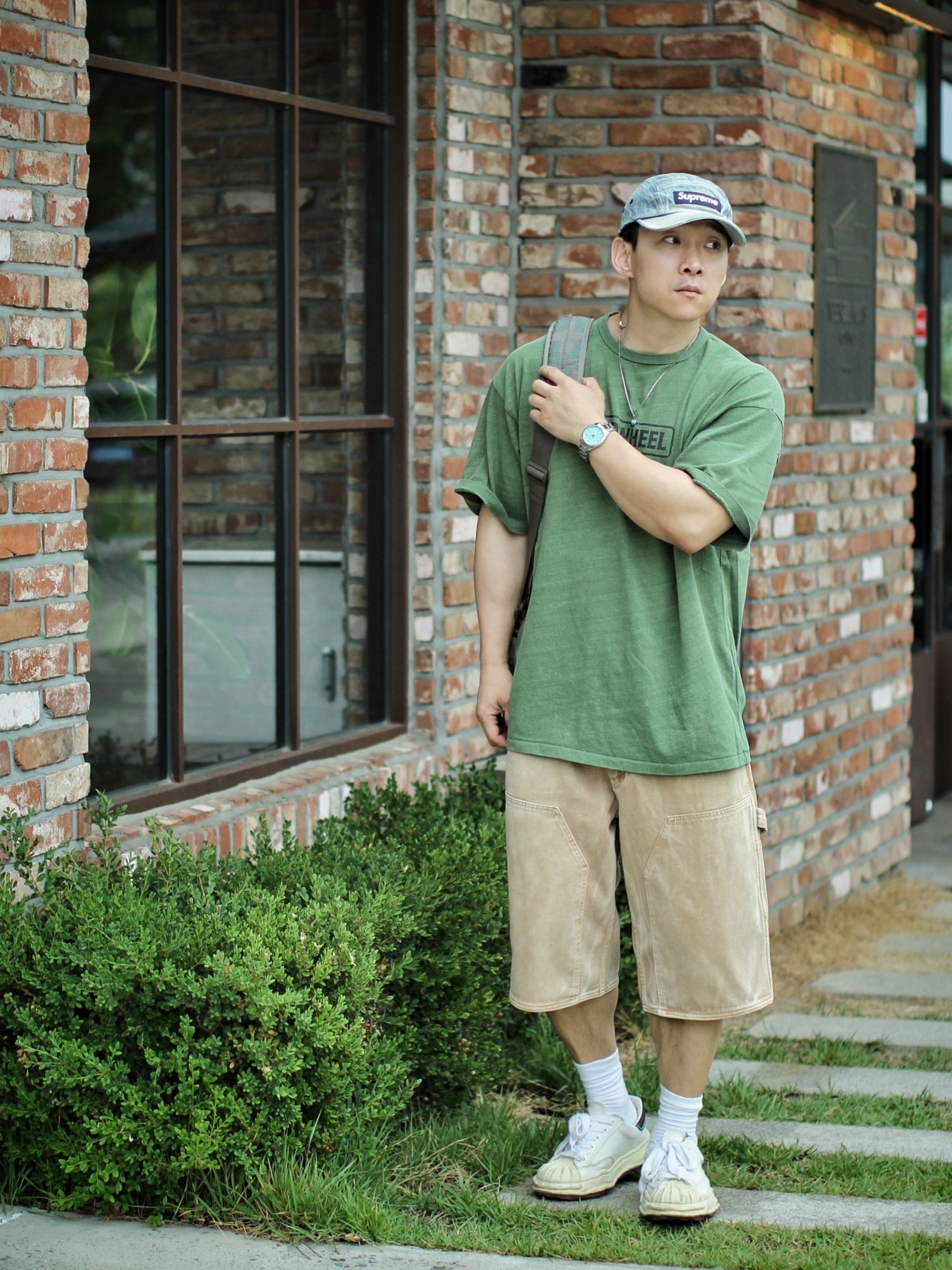 Supreme Washed Chino Twill Camp Cap Denim - 25FW, Maison Mihara Yasuhiro Blakey OG Sole Distressed Canvas Low-top Sneakers White 착용 스타일 - 2