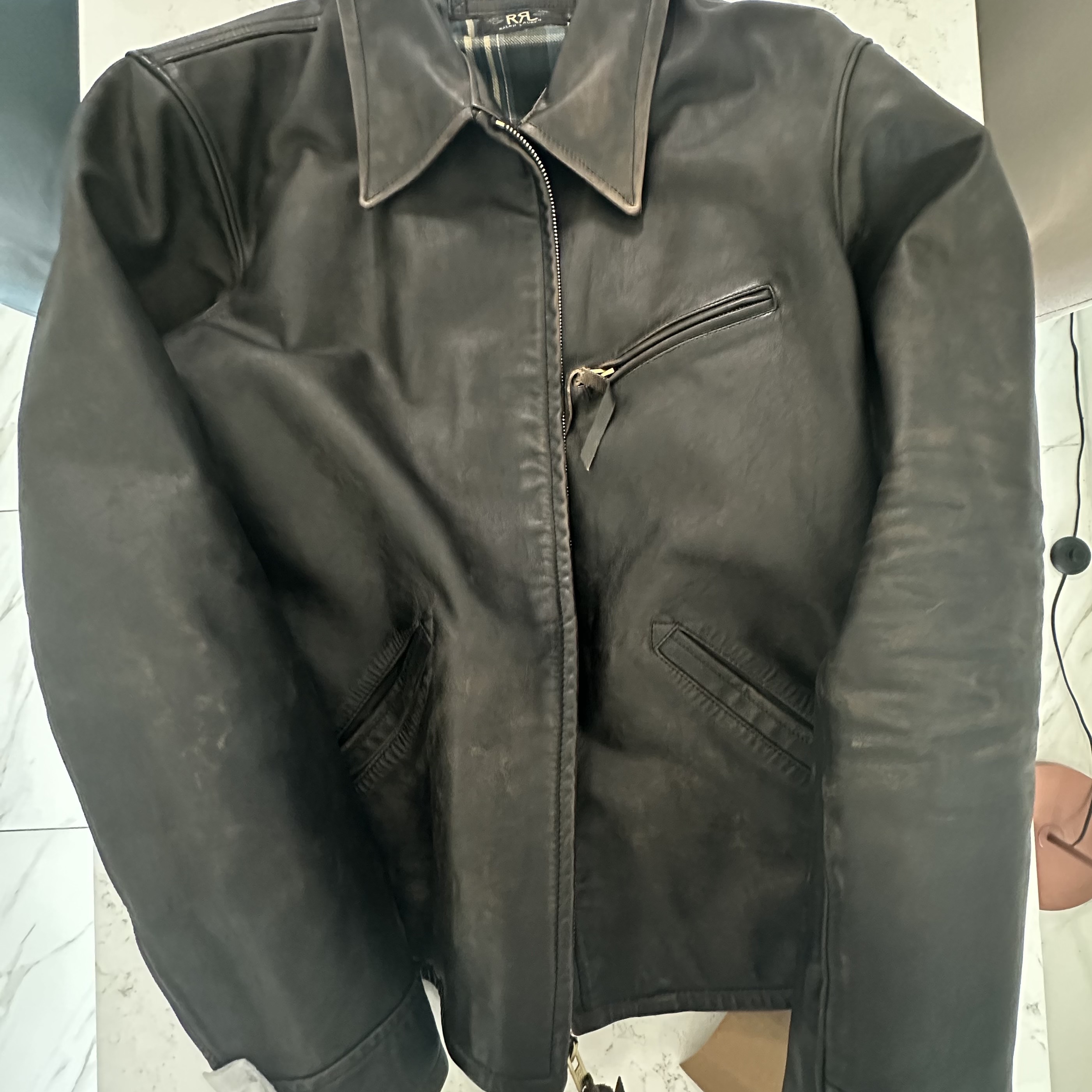 Double RL Leather Jacket Black Over Brown 착용 스타일 - 1