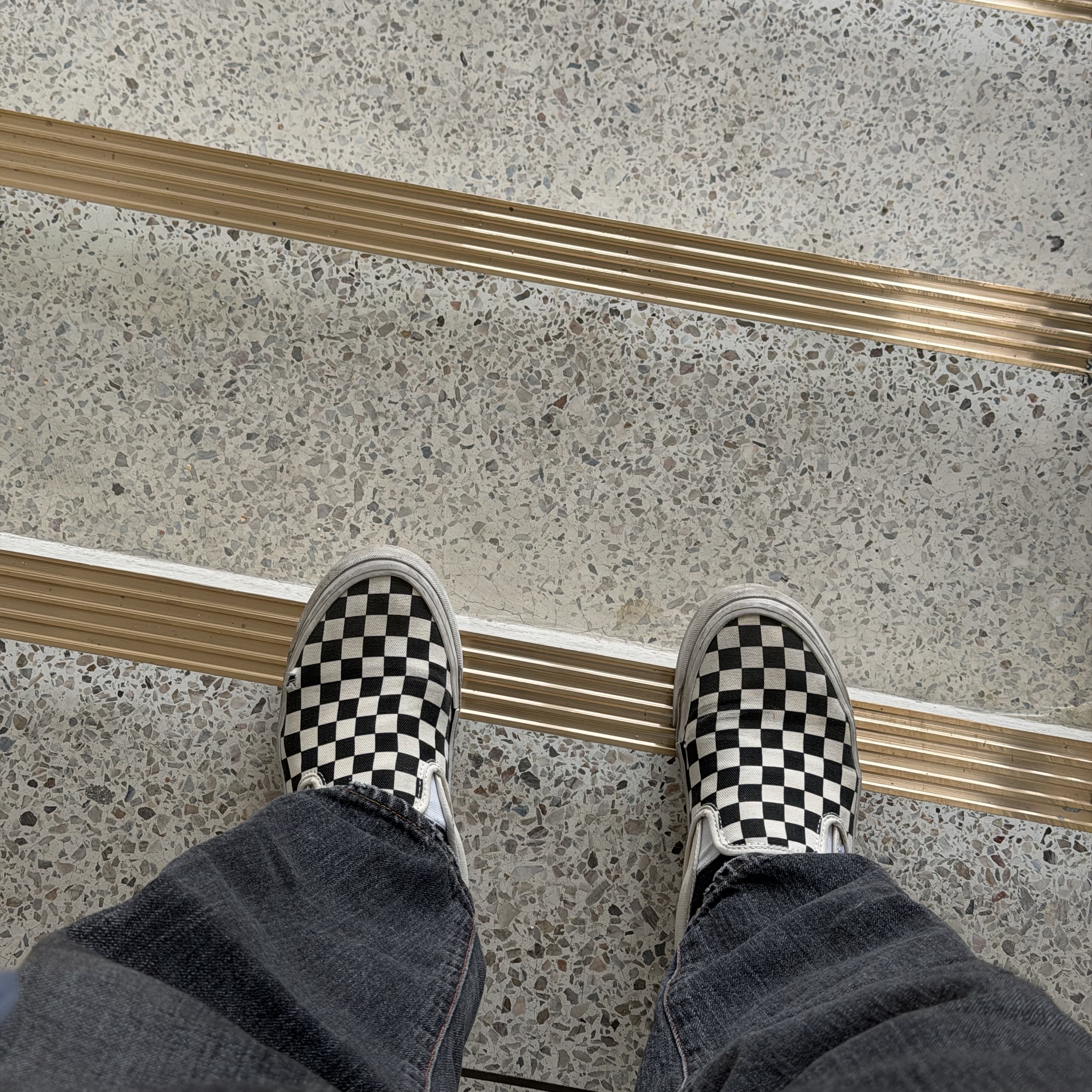Vans Vault OG Classic Slip-On Checkerboard 착용 스타일