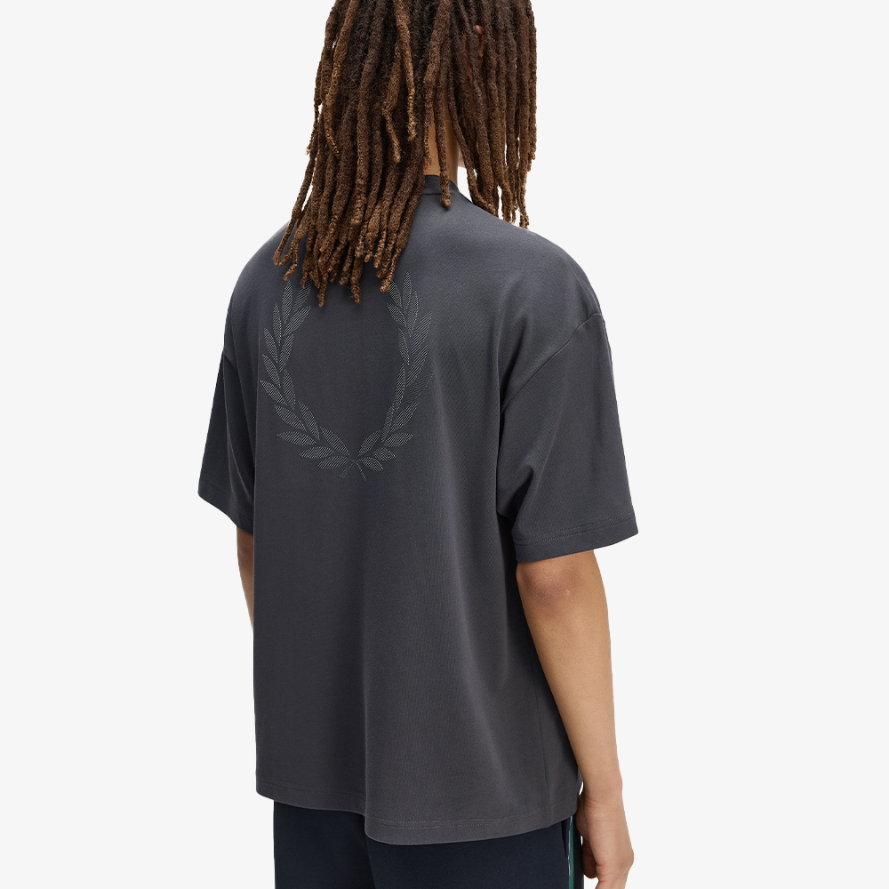 프레드페리 오버사이즈드 백 프린트 로렐리스 티셔츠 앵커 그레이(Fred Perry Oversized Back Print LW T-Shirt Anchor Grey) - 3