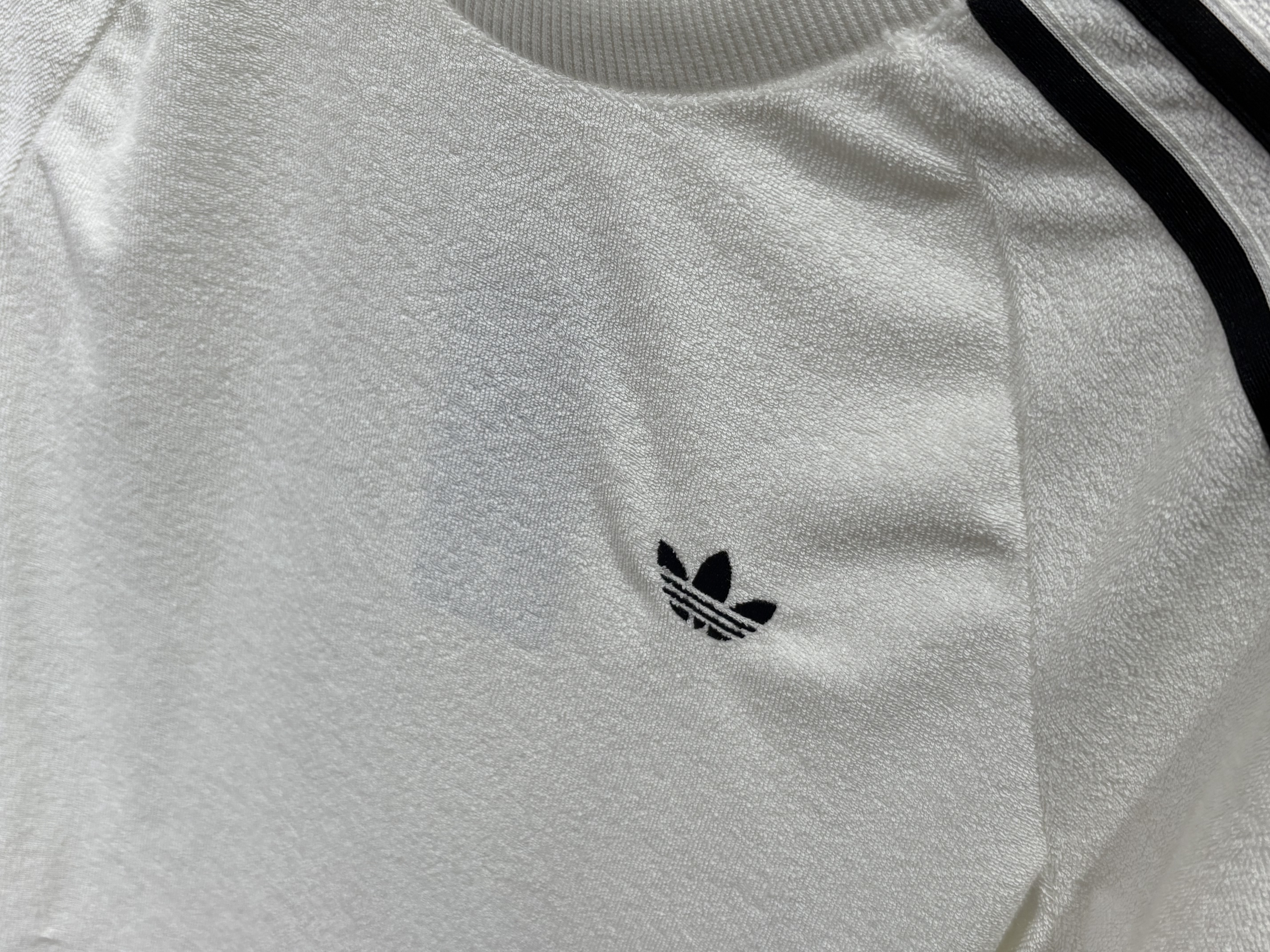(W) Adidas Terry Towel Cali T-Shirt Off White - KR Sizing 착용 스타일