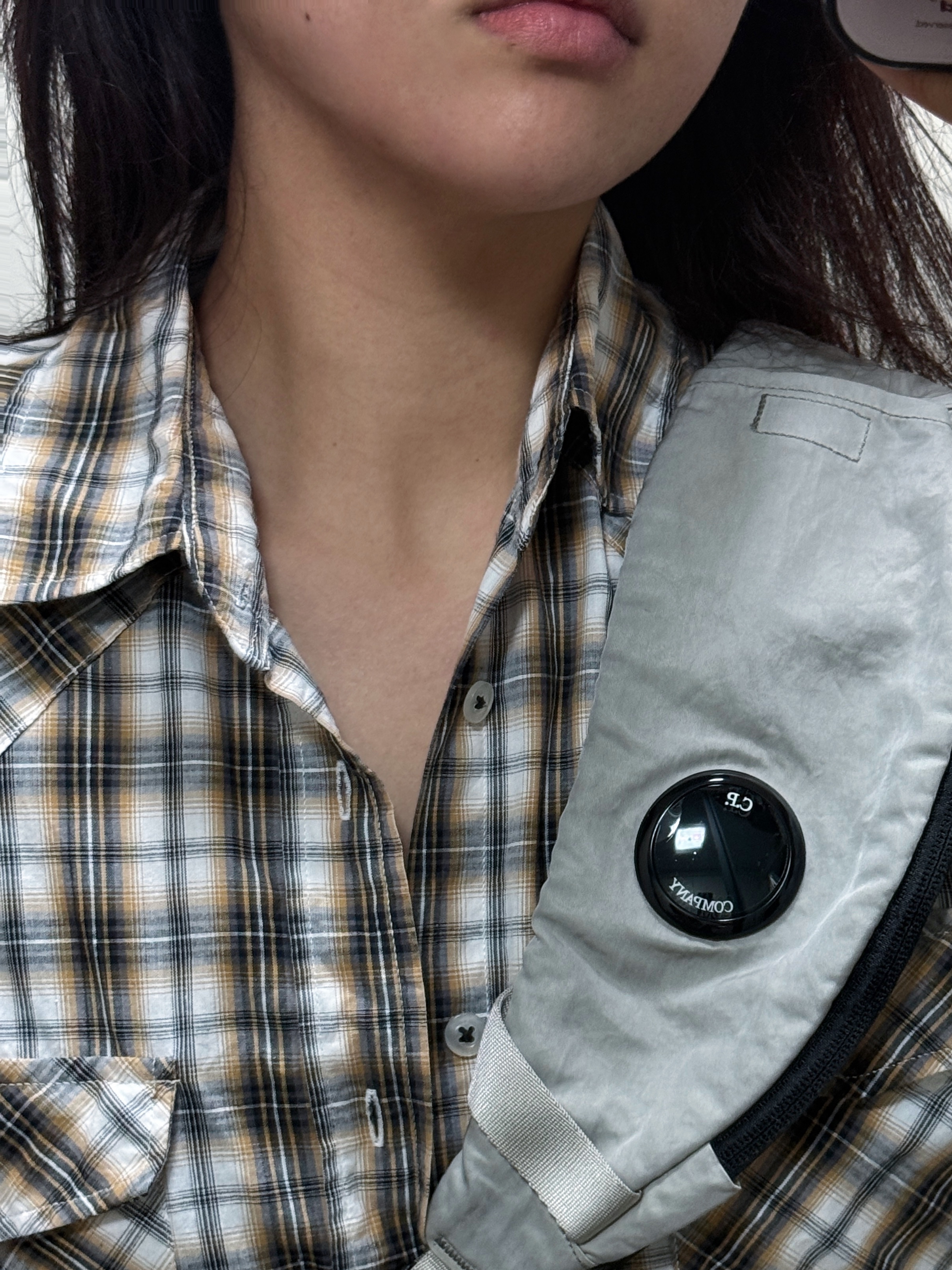 C.P. Company Crossbody Bag Dove Grey - 26SS 착용 스타일 - 1