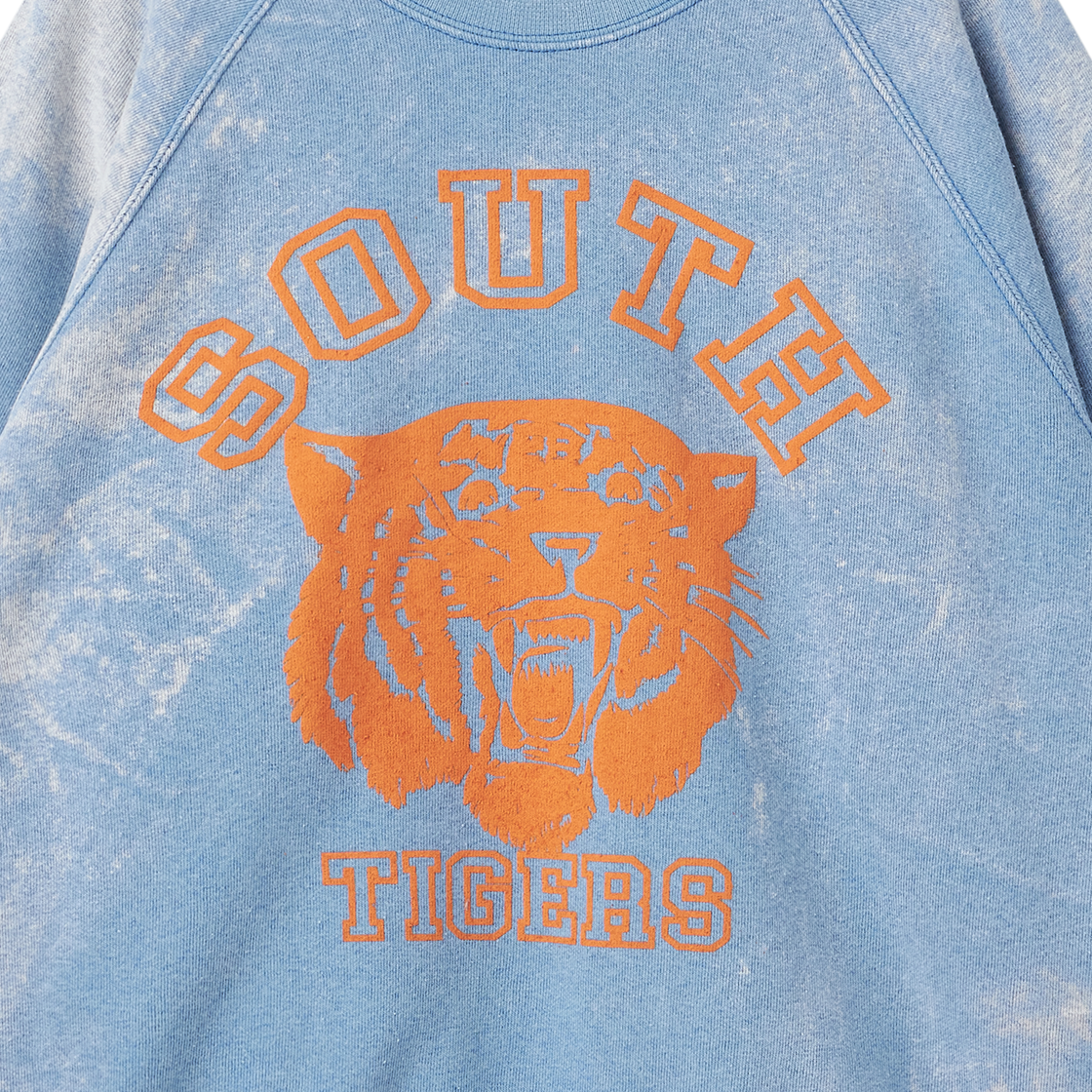 와일드 동키 타이거 래글런 슬리브 크루넥 블리치드 로얄 - 26FW(Wild Donkey Tiger Raglan Sleeves Crewneck Bleached Royal - 26FW) - 4
