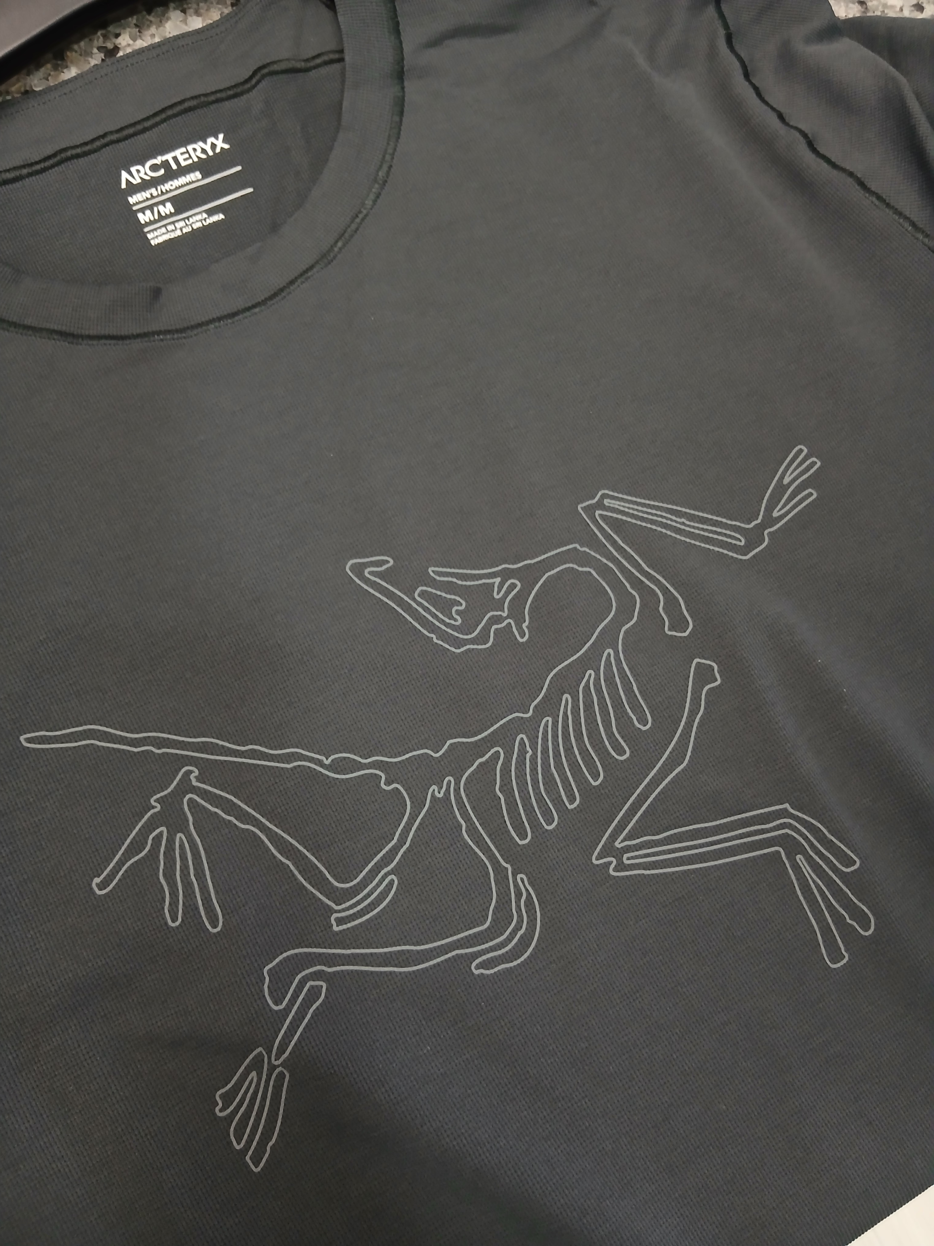 Arc'teryx Cormac Logo SS Shirt Black 착용 스타일 - 5