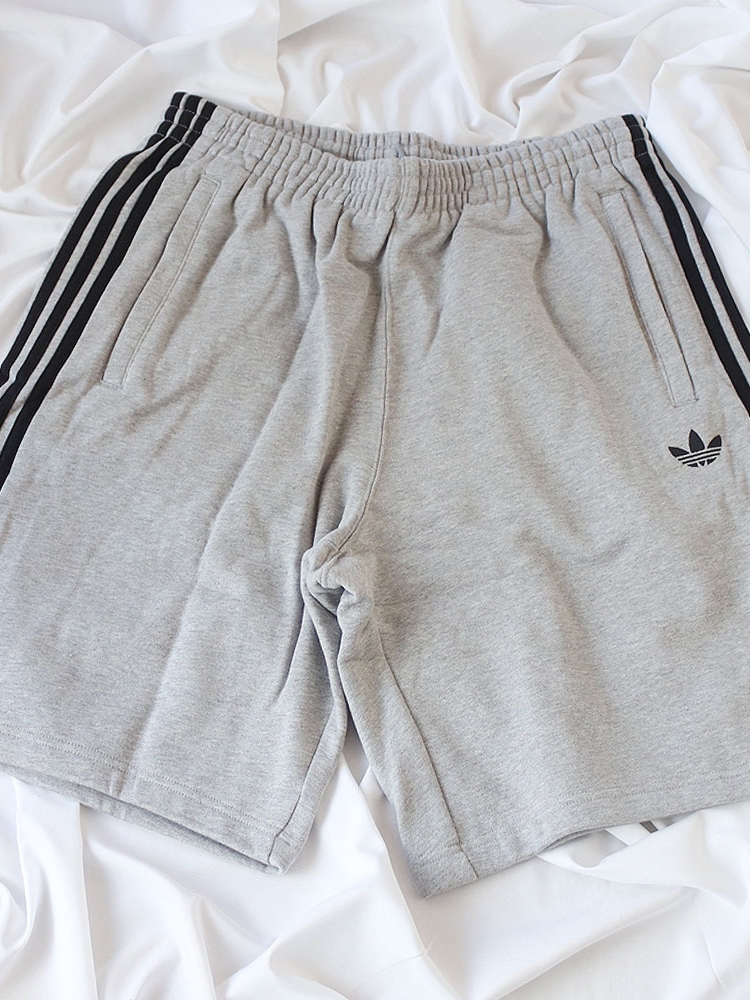 Adidas 3-Stripes Shorts Medium Grey Heather - KR Sizing, Adidas 3-Stripes Shorts Medium Grey Heather - US Sizing 착용 스타일 - 1