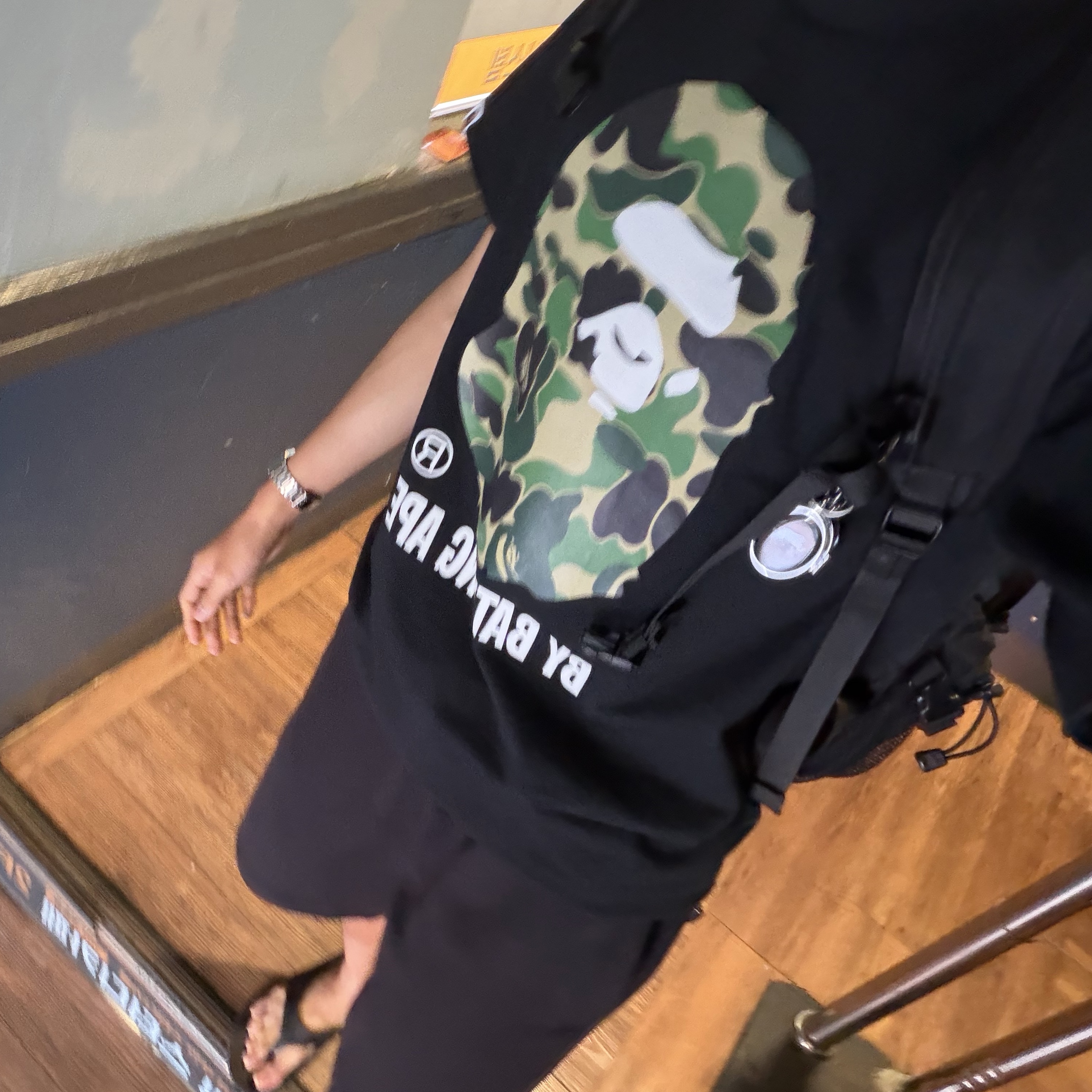 BAPE ABC Camo By Bathing Ape T-Shirt Black Green, Oofos OOriginal Black 착용 스타일 - 2
