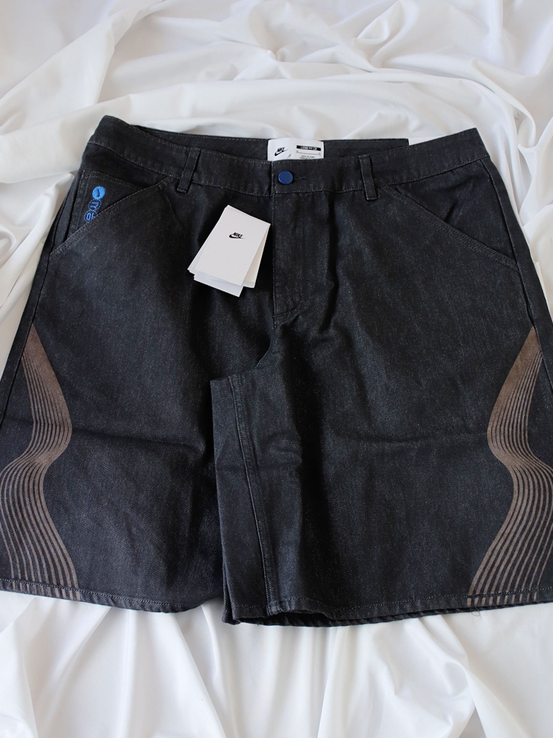 Nike NSW Denim Pants Anthracite (IR6783-060) 착용 스타일 - 2