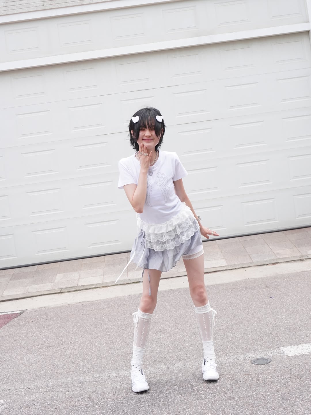 Rosefrantz Sparkle Angel Wing T-shirt [White] 착용 스타일 - 6