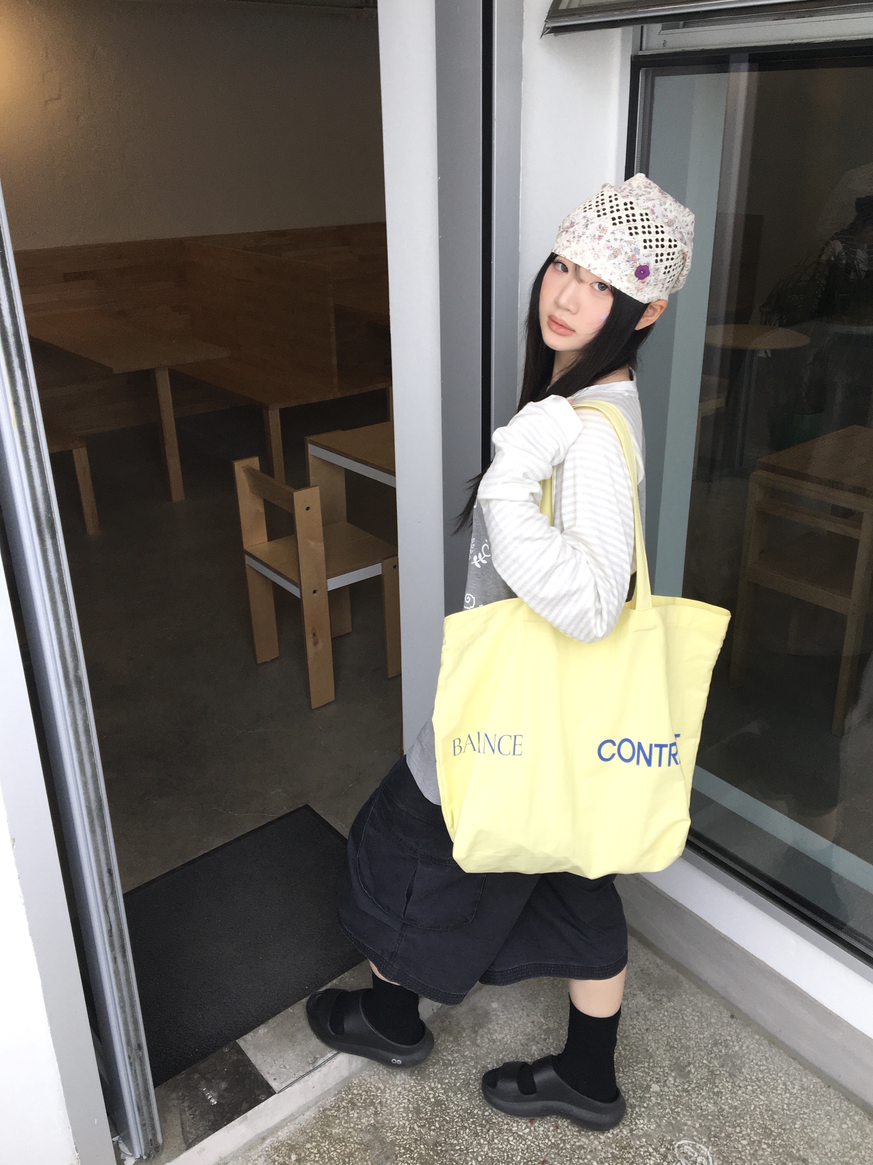 noun Easeful Tote Bag Lemon 착용 스타일 - 1