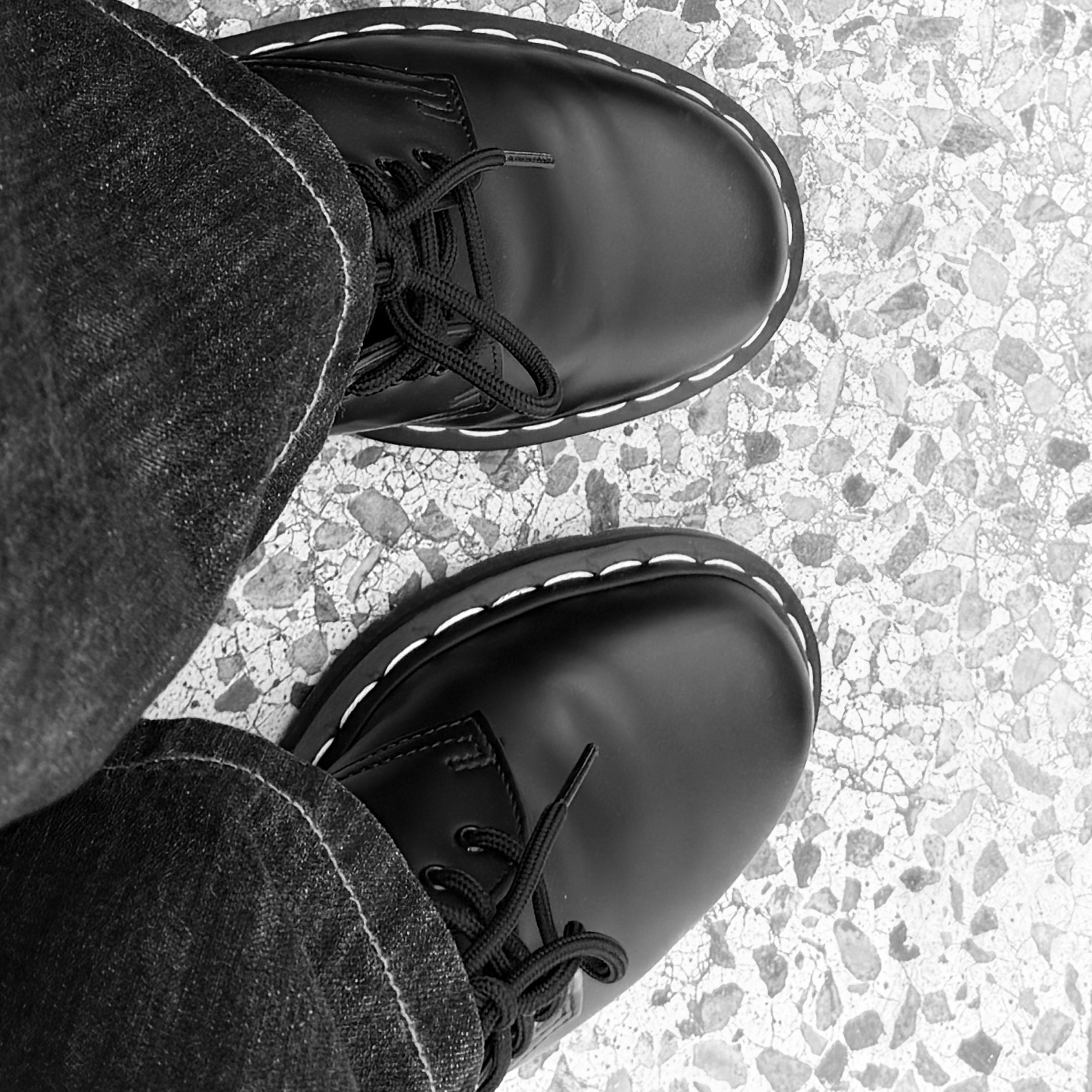 Dr. Martens 1461 WS Black Smooth 착용 스타일