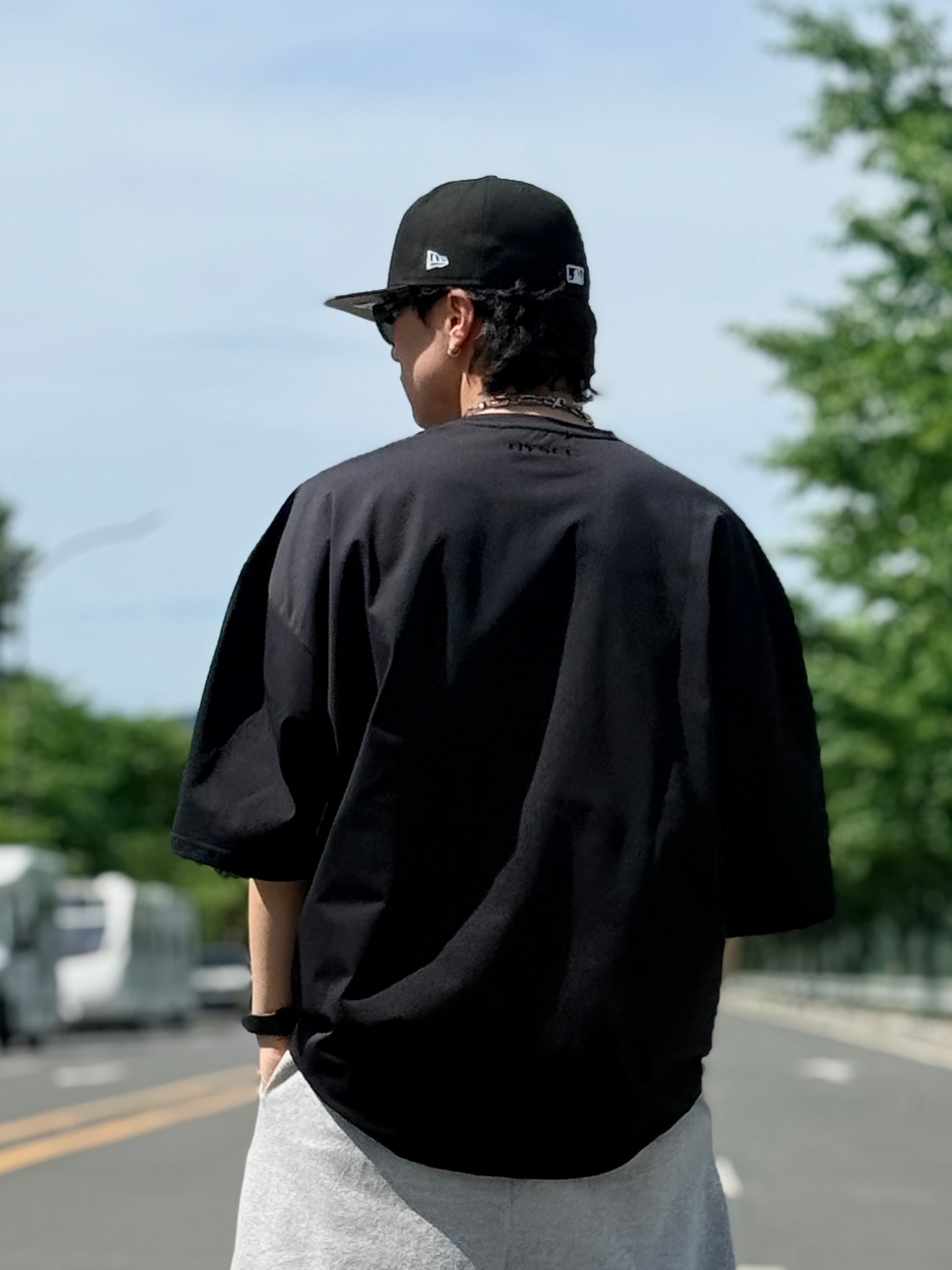Jordan 1 Low Golf Wolf Grey, Ray-Ban DADDY-O II Polished Black Frame Green Classic G-15 Lenses 착용 스타일 - 7