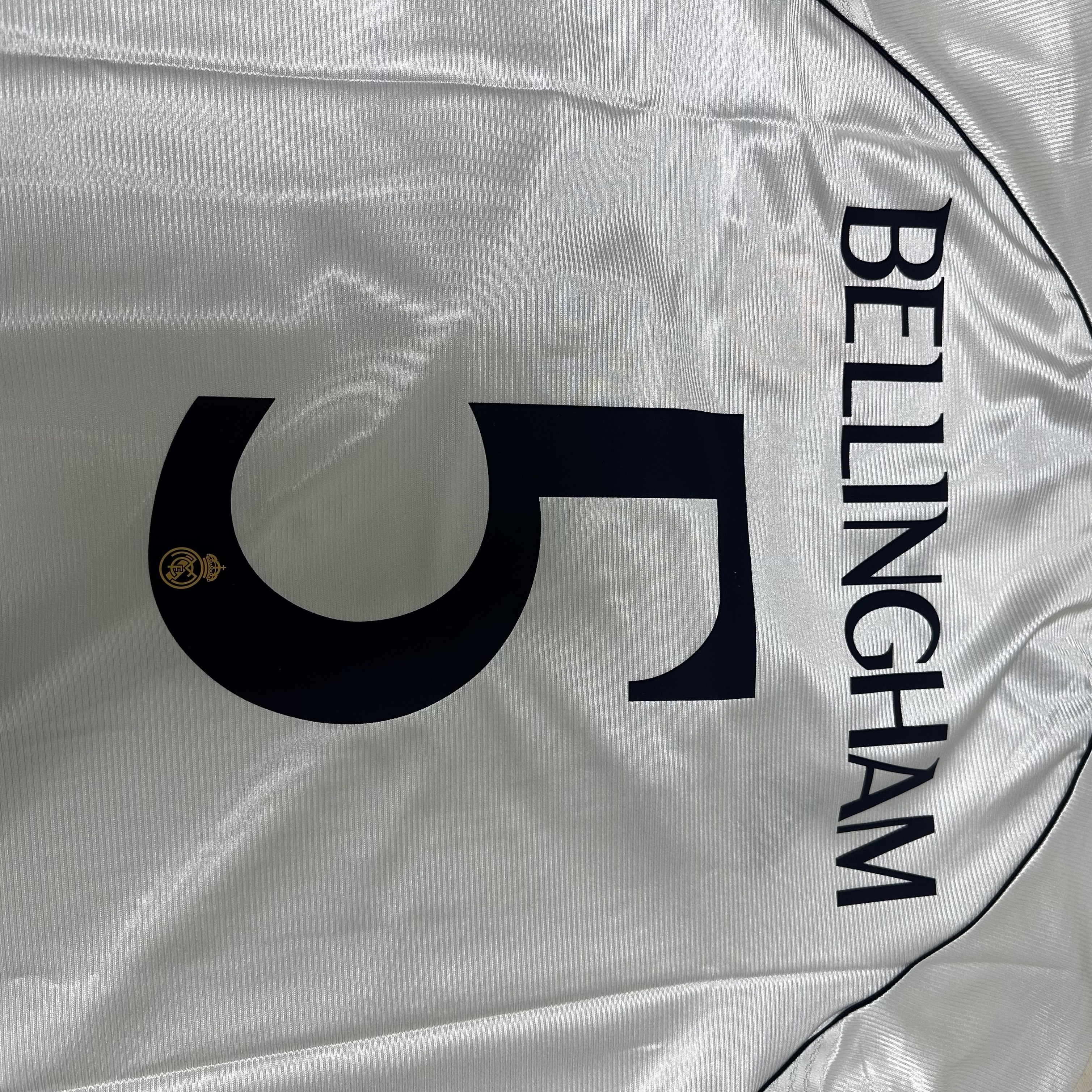 Adidas Real Madrid 99/00 Away Jersey Black - KR Sizing (Non Marking Ver.), Adidas Real Madrid 99/00 Home Jersey White - US Sizing (Non Marking Ver.) 착용 스타일 - 3