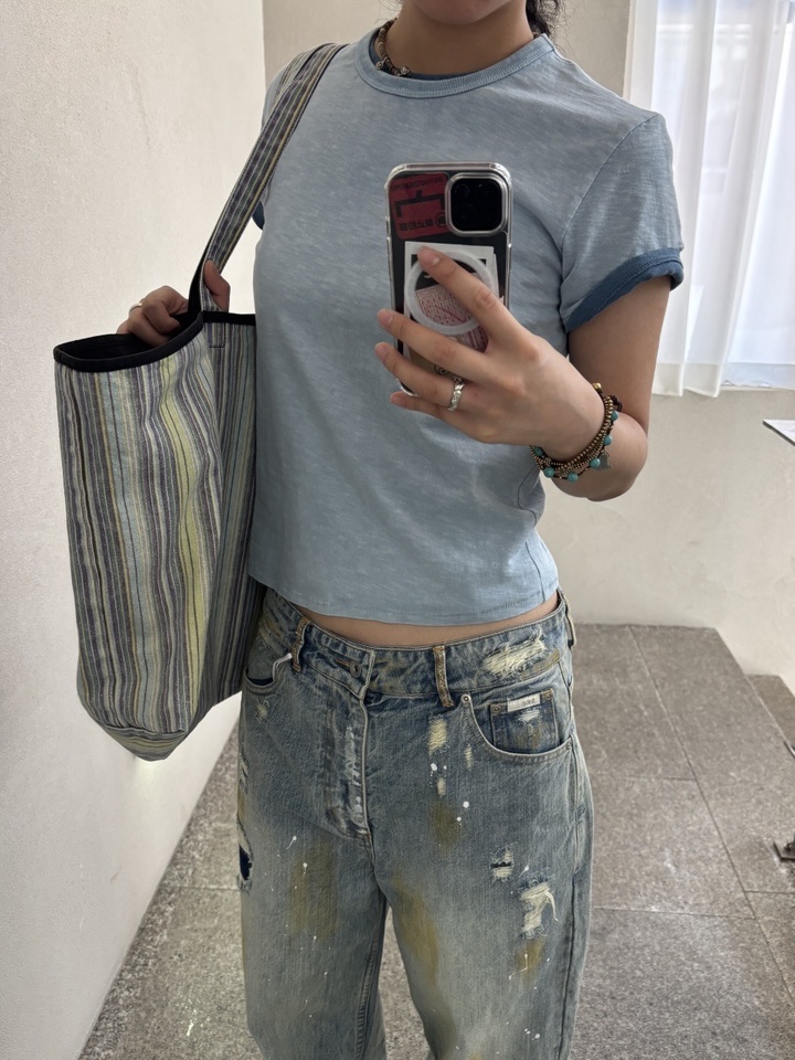 Sunday Ceremony Distress Japanese Denim Jeans - Ageing Blue, (W) SUNDAY CEREMONY Natural Dyed Basic Slub Tee - Ash Indigo 착용 스타일