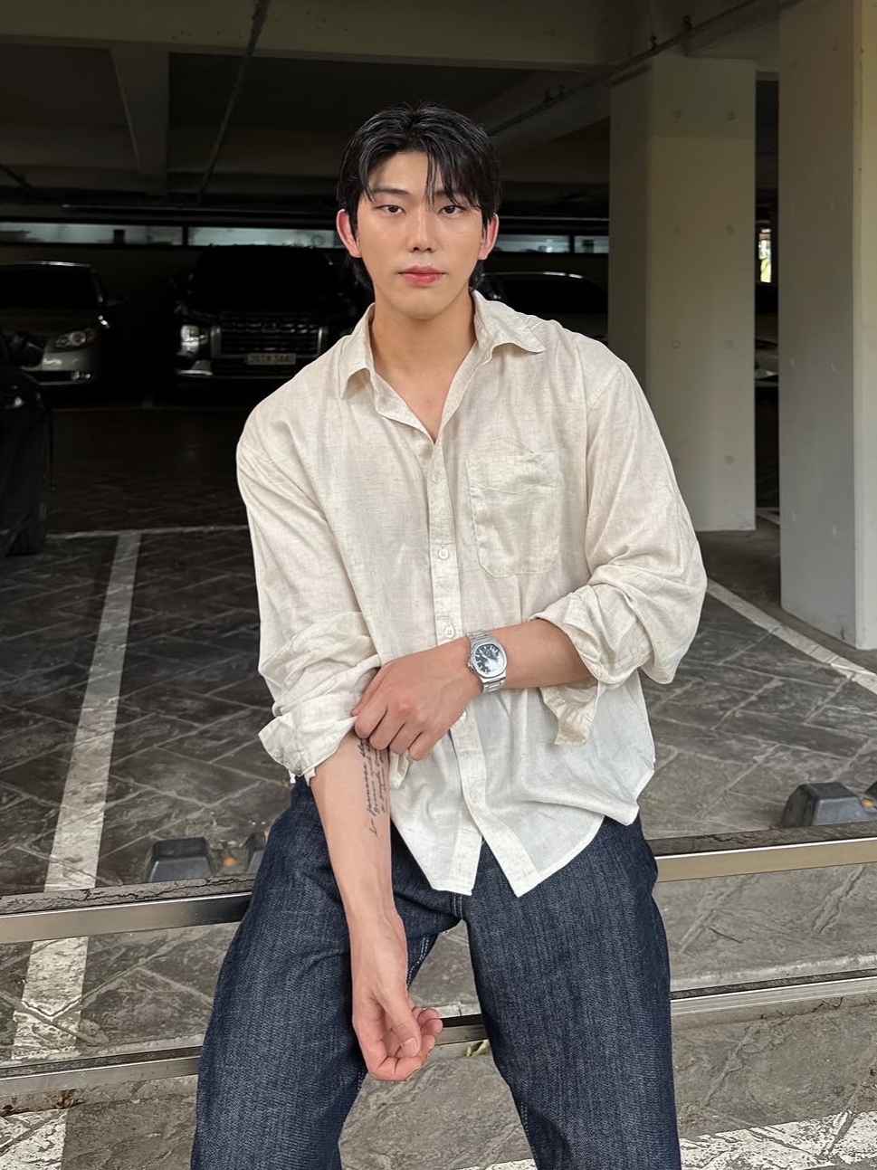 Knitted Linen Crop Shirts Linen, Knitted Linen Crop Shirts Navy 착용 스타일 - 2