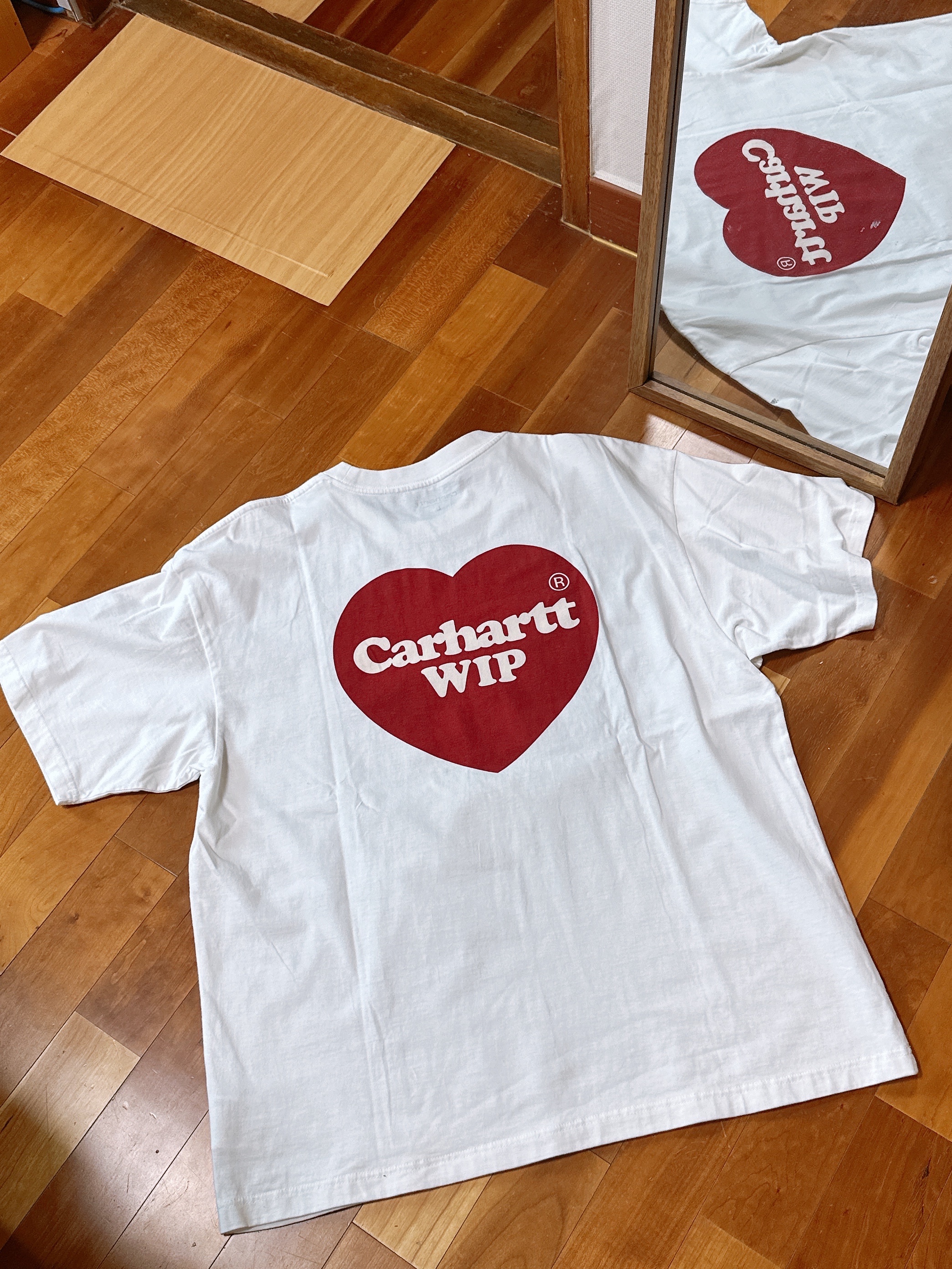 Carhartt WIP S/S Double Heart T-Shirt White 착용 스타일