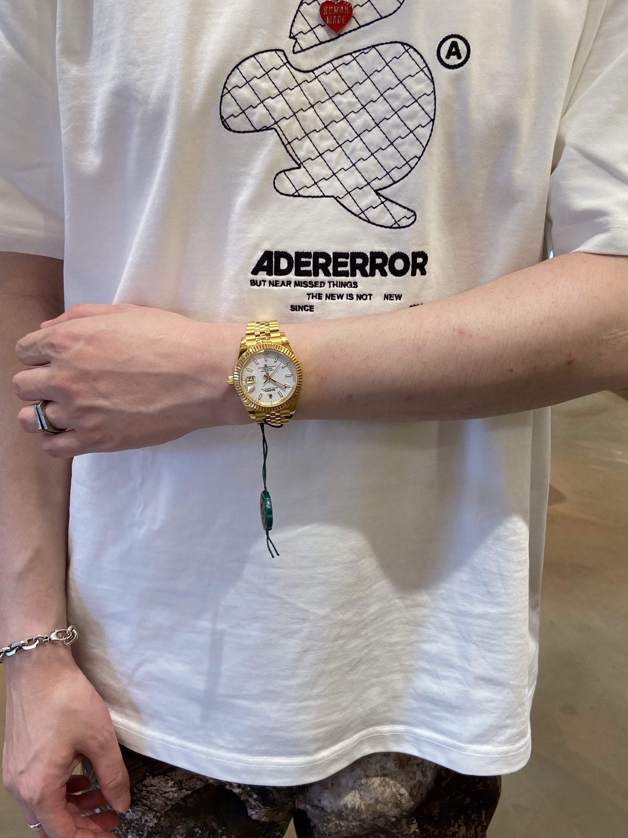 BAPE Type 6 Bapex Gold 착용 스타일