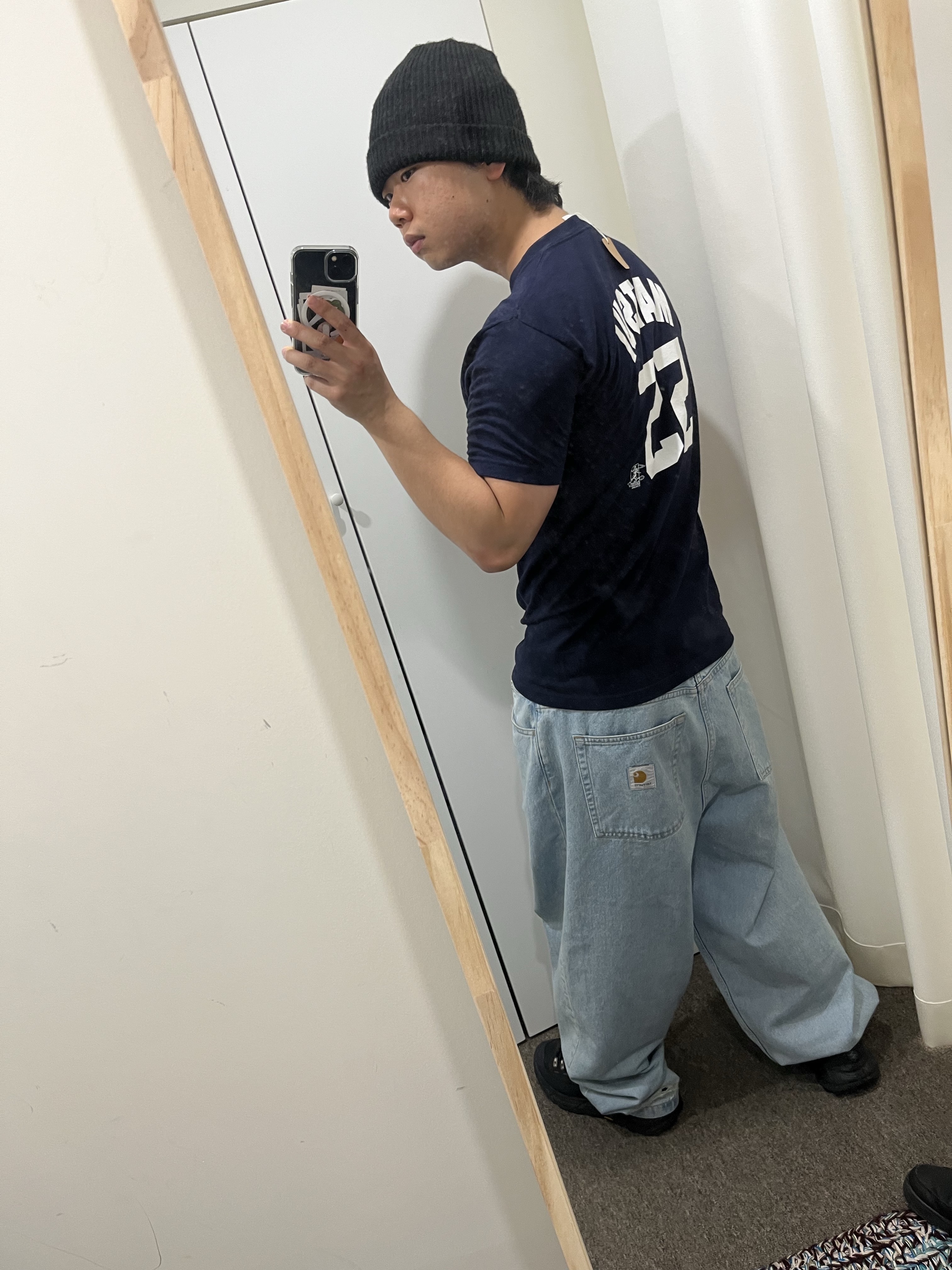 Carhartt WIP Brandon Pants Blue Heavy Stone Bleached 착용 스타일 - 1