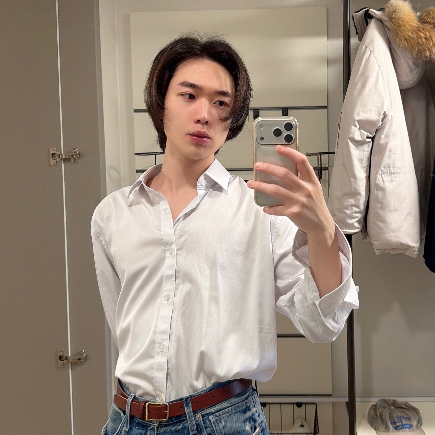 Yeezy Gap Engineered By Balenciaga 5 Pocket Denim Pants Blue 착용 스타일 - 1