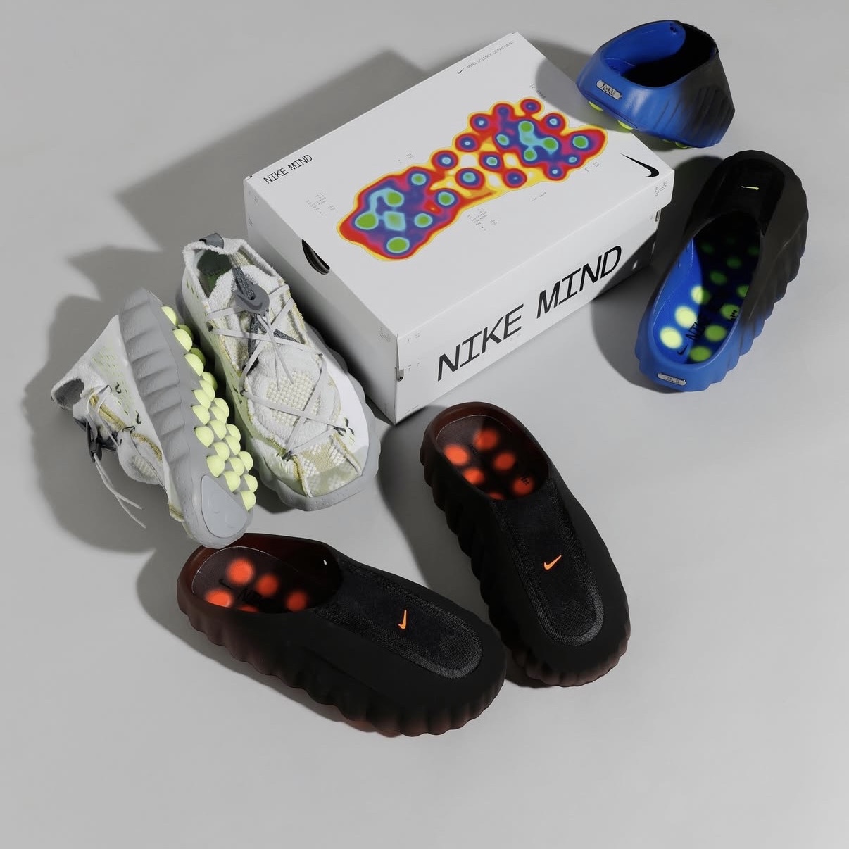 Nike Mind 001 Flyknit Bronze Eclipse, Nike Mind 001 Flyknit Hyper Royal 착용 스타일
