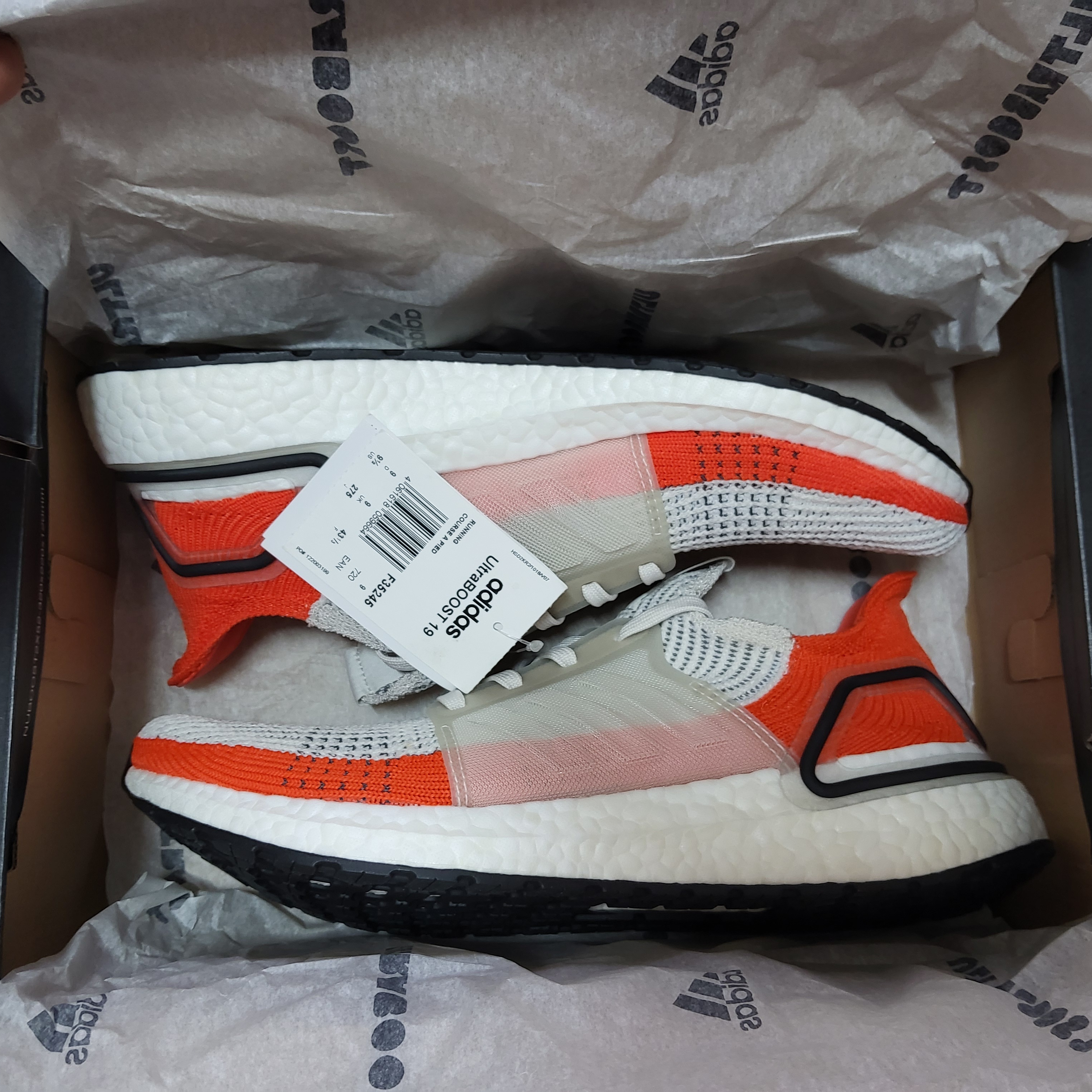 Adidas Ultraboost 19 Panda 착용 스타일 - 9