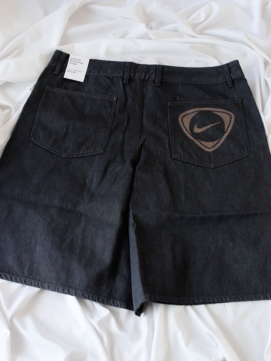 Nike NSW Denim Pants Anthracite (IR6783-060) 착용 스타일 - 1