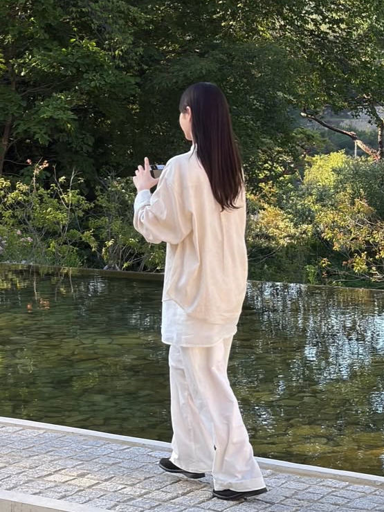 Knitted Linen Crop Shirts Linen, Knitted Linen Crop Shirts Navy 착용 스타일 - 2