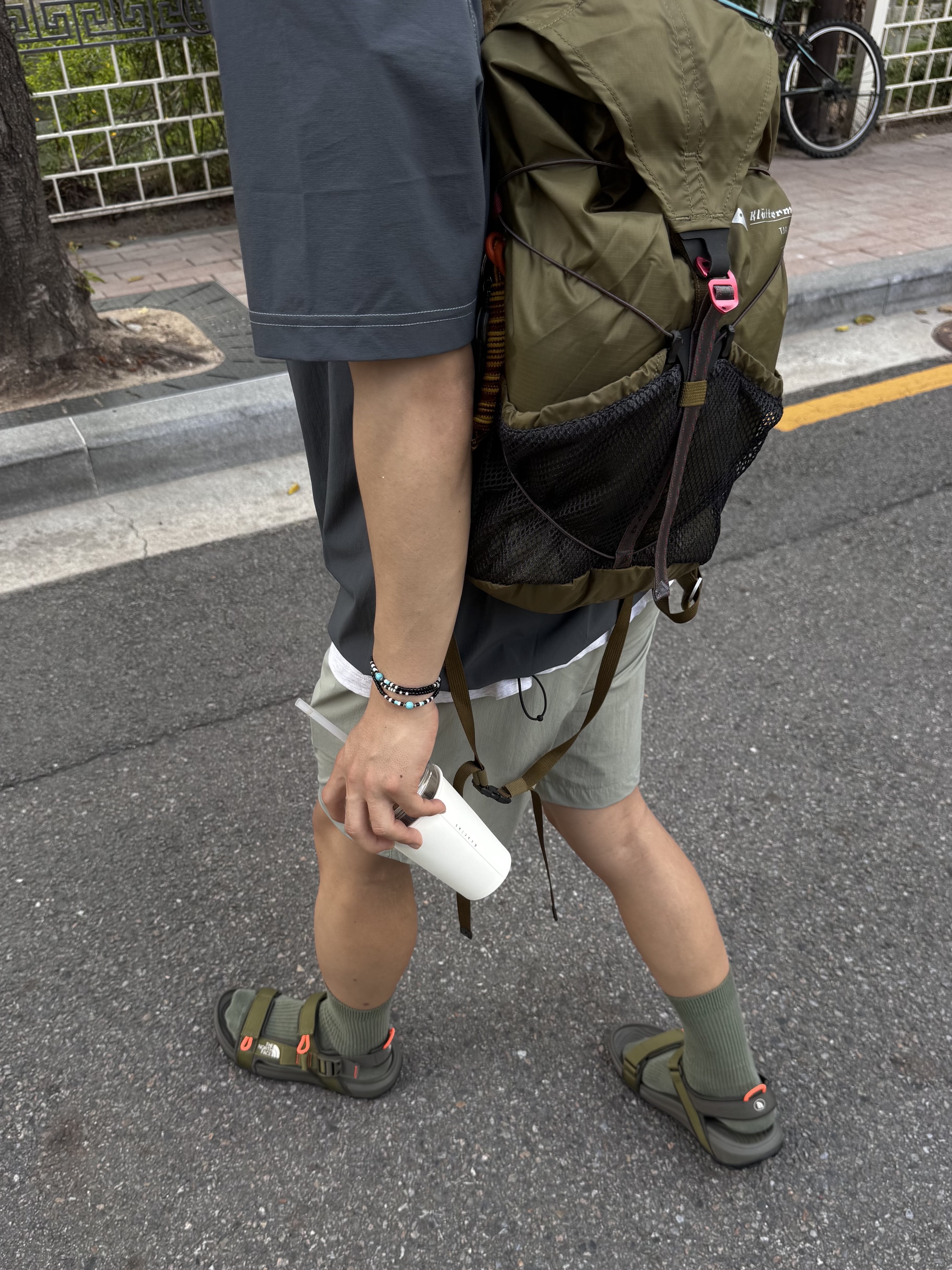 The North Face Icecube S/S R/T-Shirt Metal Gray - 26SS, The North Face Icecube Shorts Herb Garden - 26SS 착용 스타일 - 3
