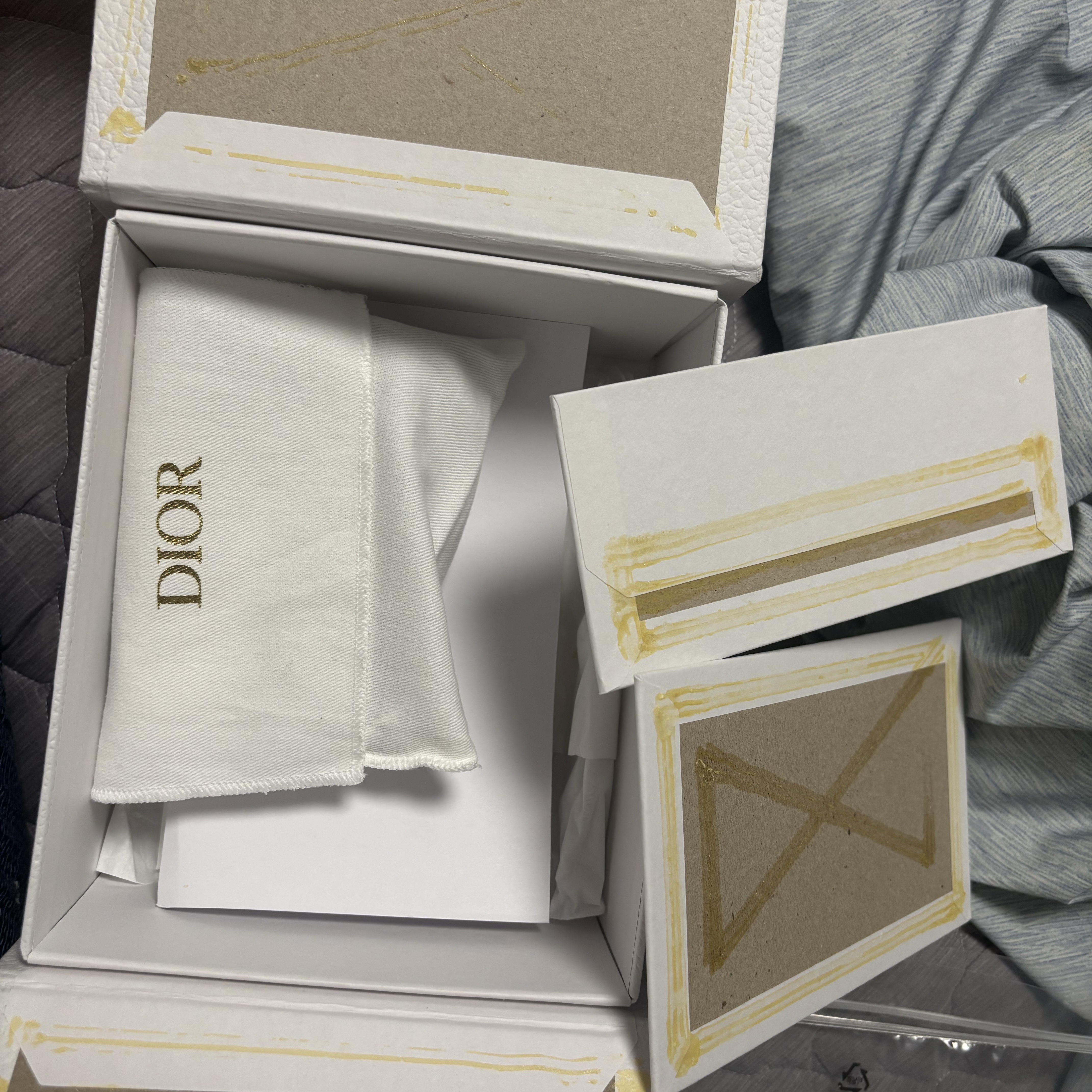 Dior Saddle Flap Card Holder Grey Dior Oblique Jacquard 착용 스타일