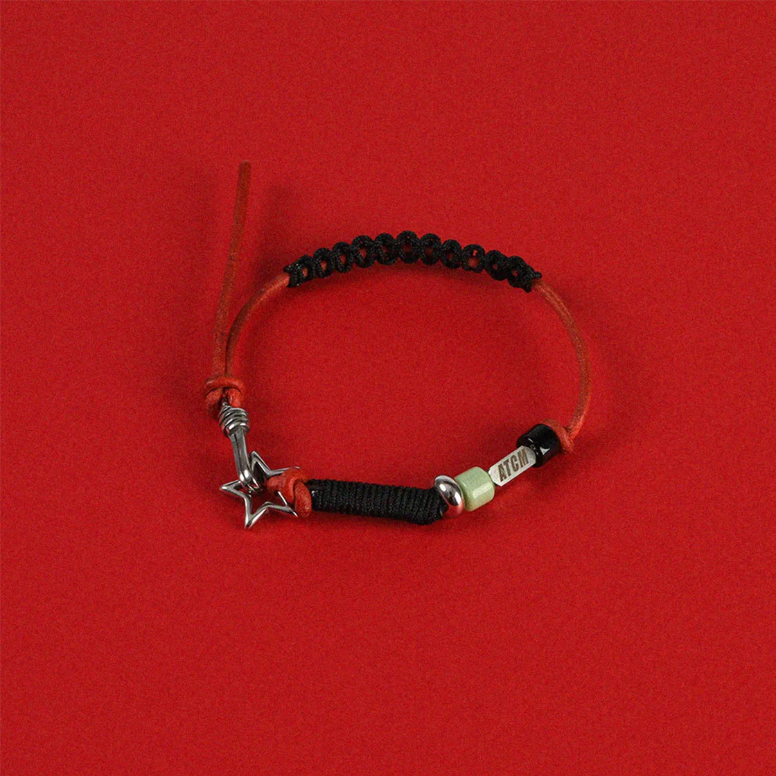 어센틱모즈 Atcm 하프 라이트 팔찌  레드(Authentic Mods ATCM Half-Light bracelet red) - 4