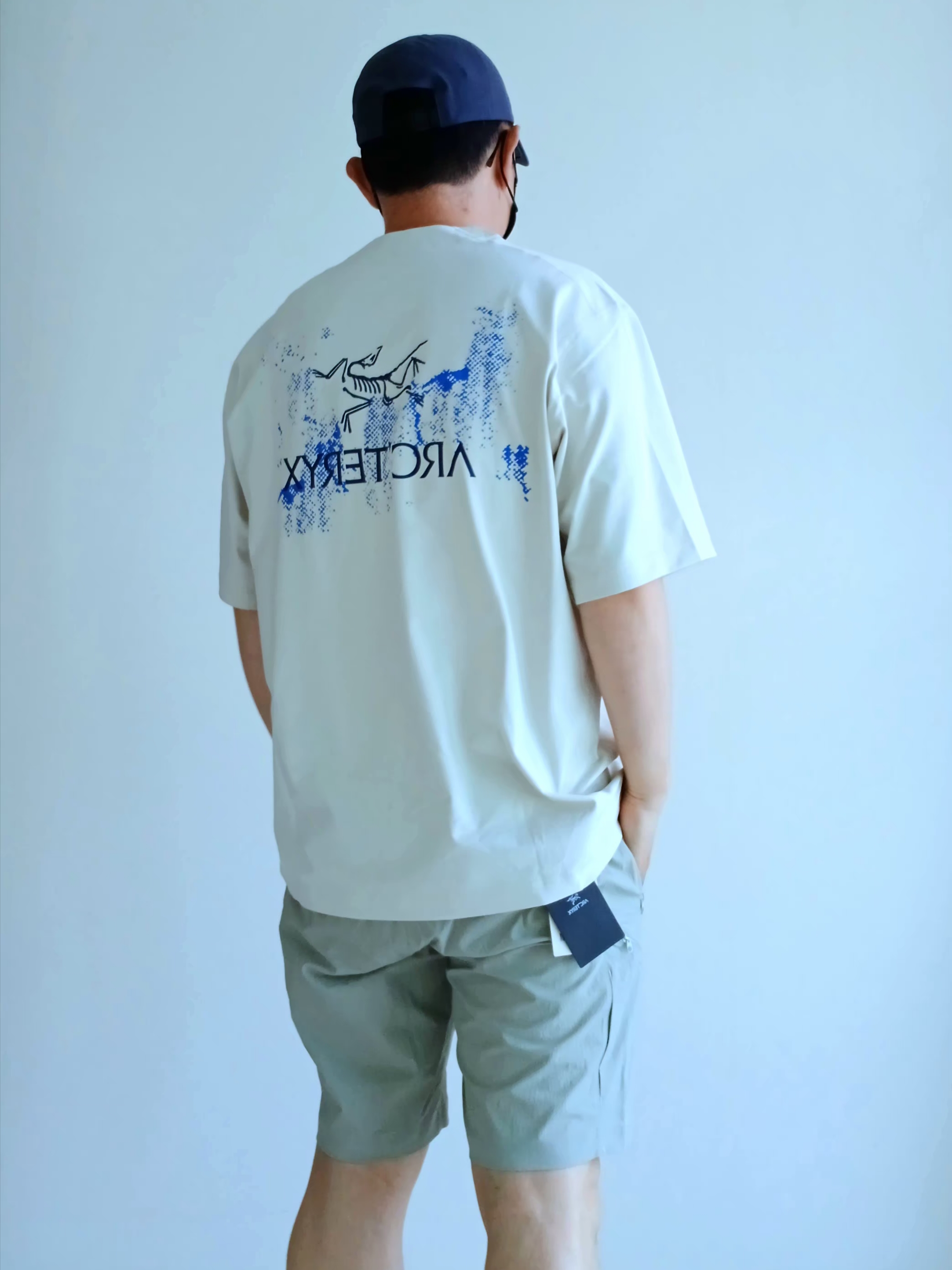 Arc'teryx Envoy Grand Wall SS T-Shirt Sea Salt, Arc'teryx Gamma Quick Dry Shorts 9 Inch Habitat 착용 스타일 - 9