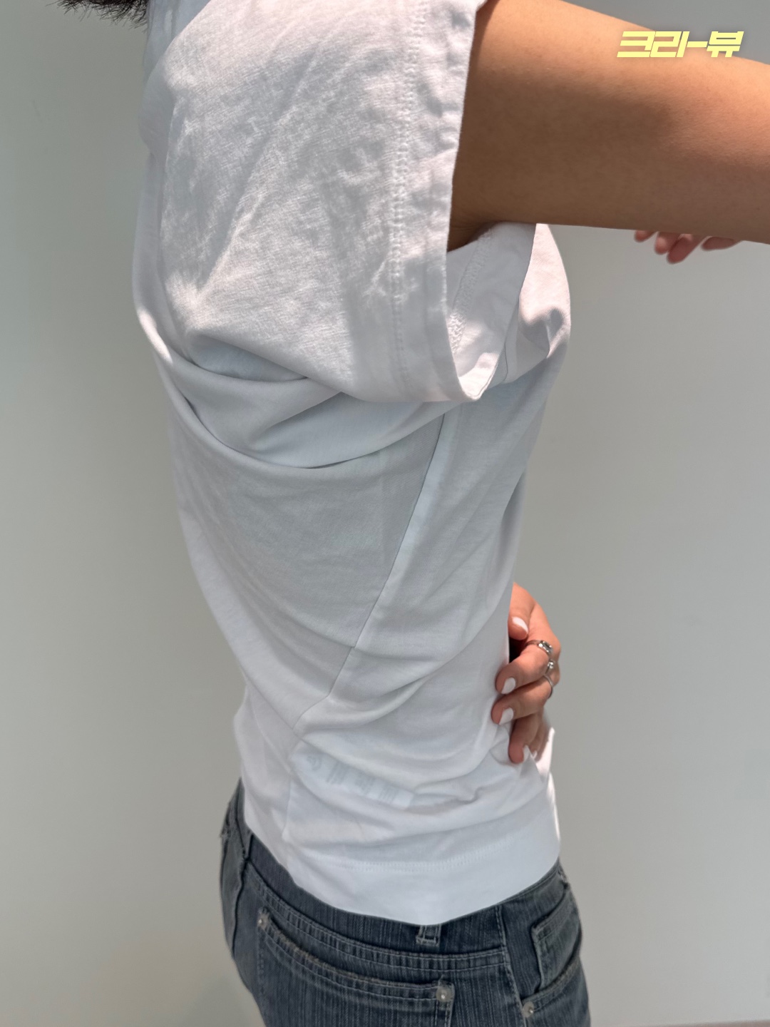 (W) Vivienne Westwood Hebo Top White 착용 스타일 - 3