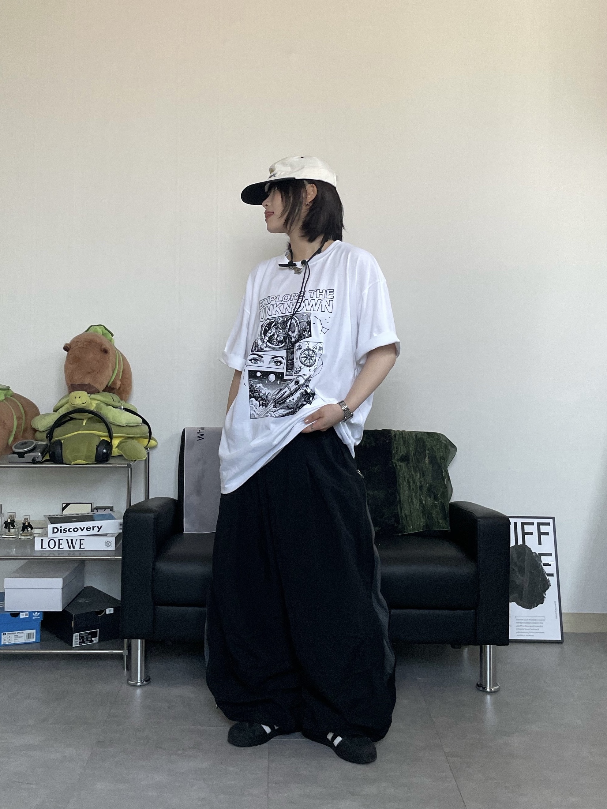 Our Legacy Ladon Leather Keychain Black, Adidas Superstar Core Black White 착용 스타일 - 2